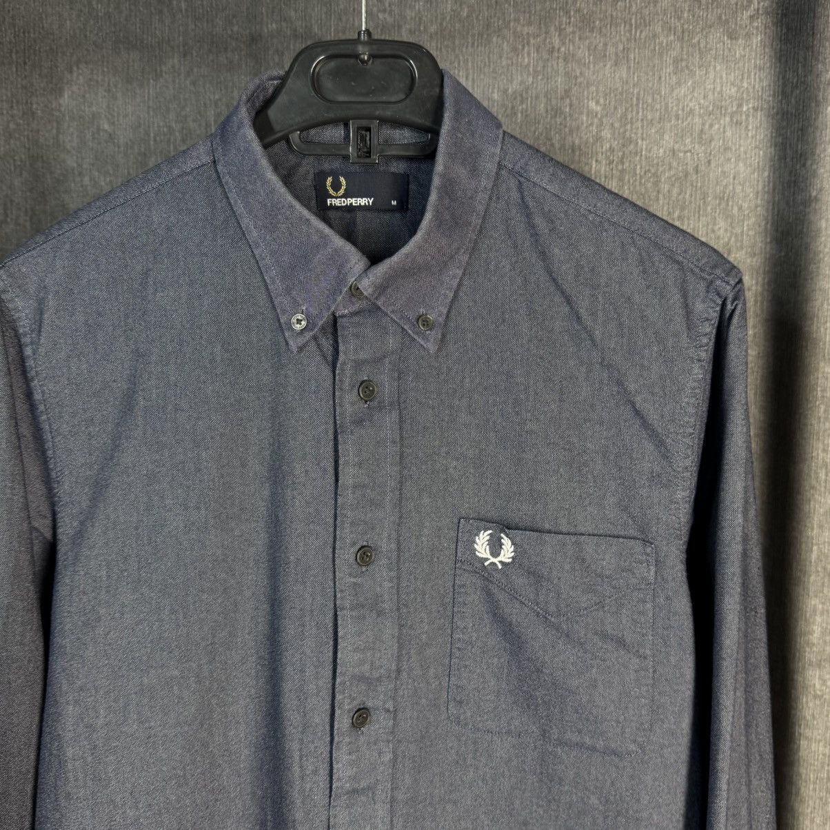 Fred Perry Vintage Fred Perry Cotton Shirt M Chest Logo overshot Size US M / EU 48-50 / 2 - 2 Thumbnail