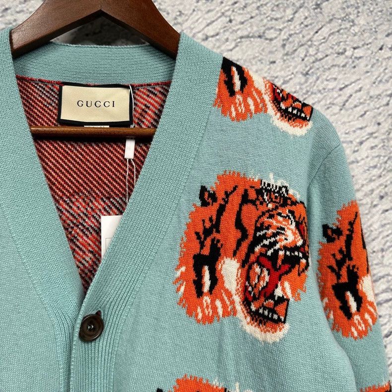 Gucci GucciLight blue full-print tiger head lake blue wool knitte Size US XS / EU 42 / 0 - 3 Thumbnail