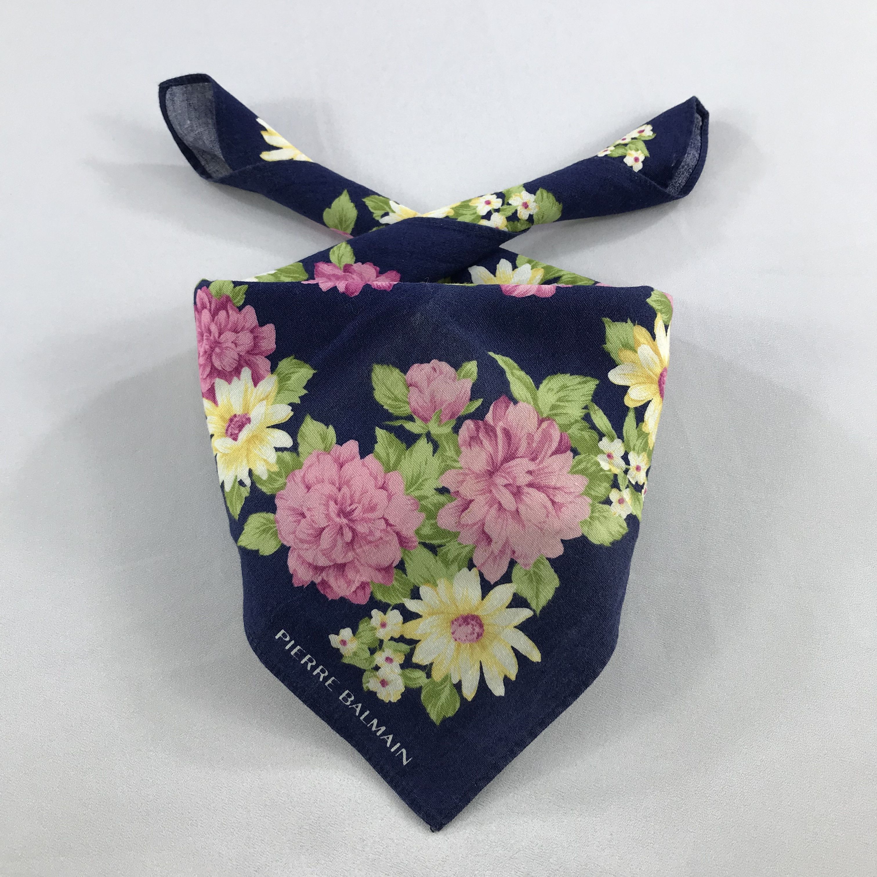 Pierre Balmain × Vintage Pierre Balmain Bandana / Handkerchief / Neckerchief - S2694 Size ONE SIZE - 3 Thumbnail