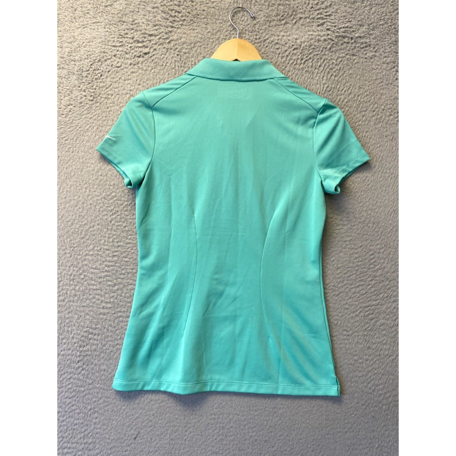 Nike NIKE Dri-FIT Golf Polo Shirt Women’s Knit 100% Polyester Short Sleeve Green Size S Standard Fit Regular Polo Basketball? Size S / US 4 / IT 40 - 7 Thumbnail