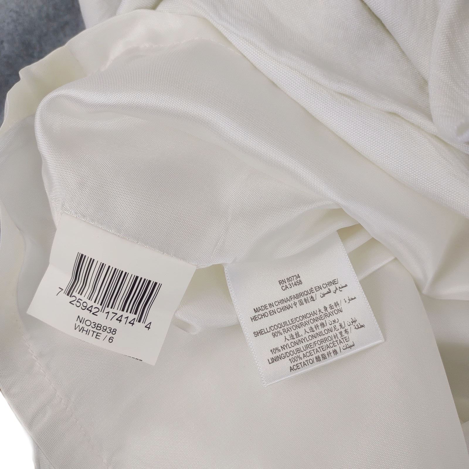 Bcbgmaxazria BCBG Maxazria White Ruffle Layered Rayon Mini Skirt Size 28" / US 6 / IT 42 - 7 Thumbnail