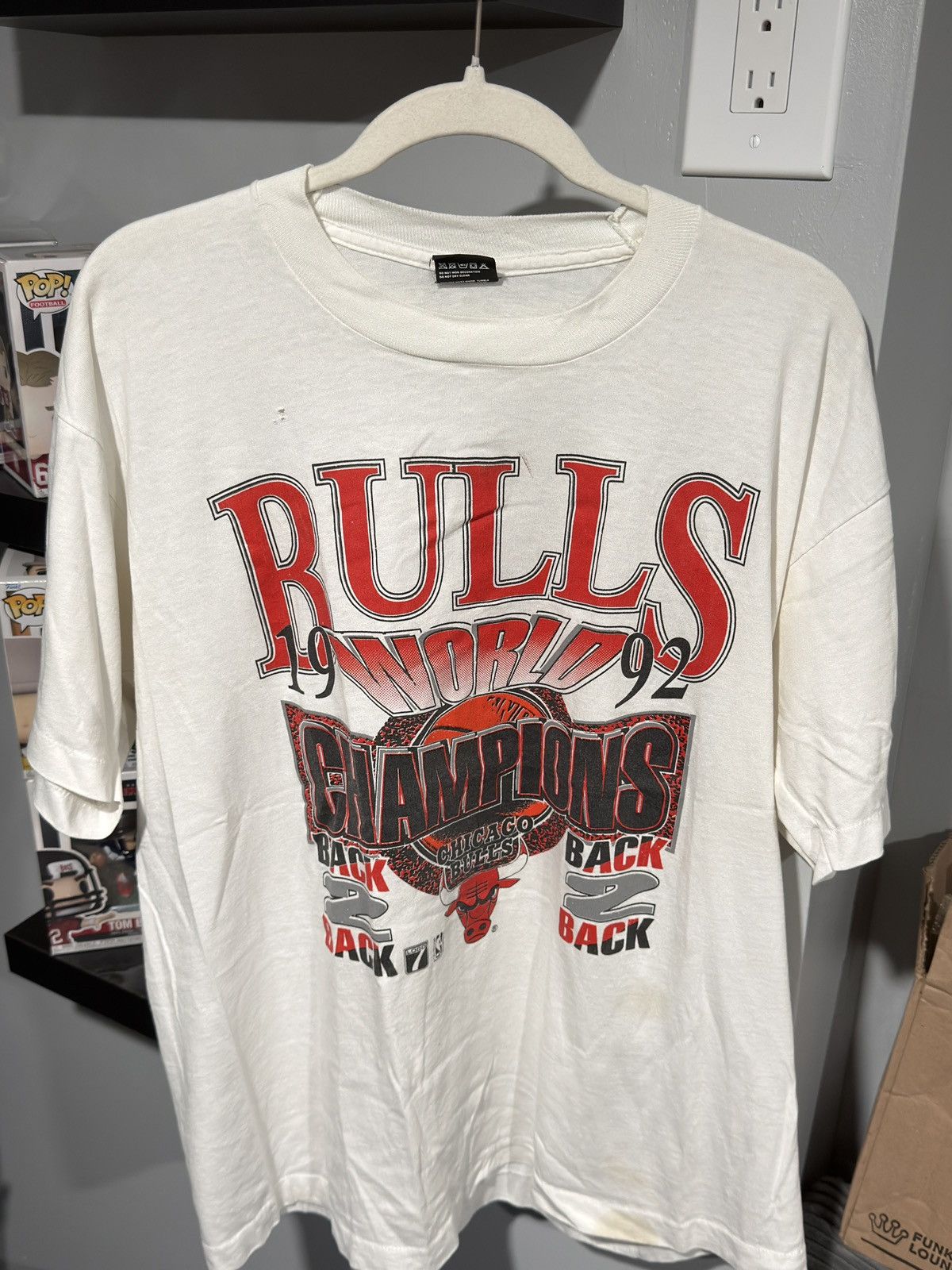 NBA 1992 Chicago Bulls Back-to-Back Championship Size US XL / EU 56 / 4 - 1 Thumbnail