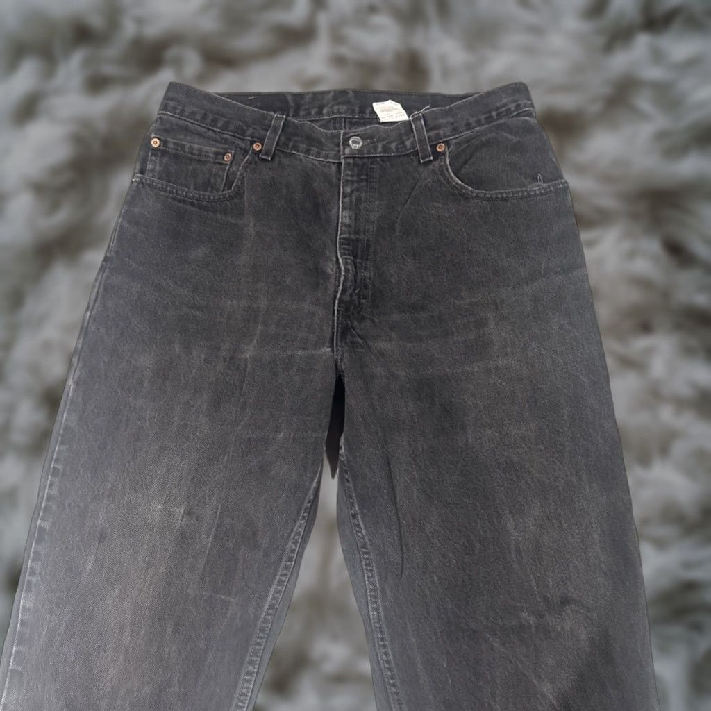 Levi's VINTAGE Levi's 560 Jeans Men 33x34 Black Tapered Leg Loose Fit USA Made 5-Pocket Denim Medium Wash Size US 33 - 1 Thumbnail