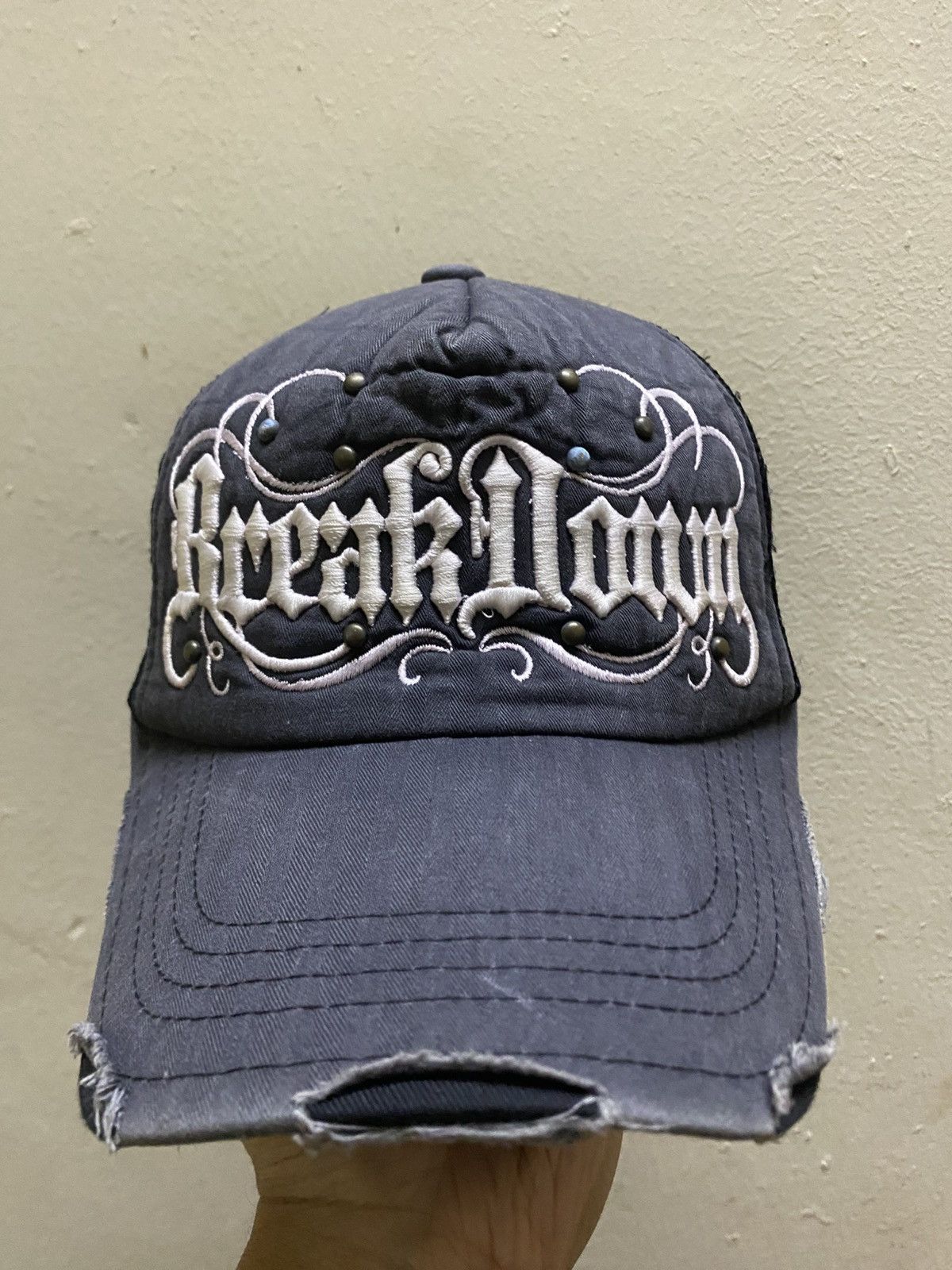 Vintage VINTAGE BREAKDOWN DISTRESSED TRUCKER SNAPBACK Size ONE SIZE - 2 Thumbnail