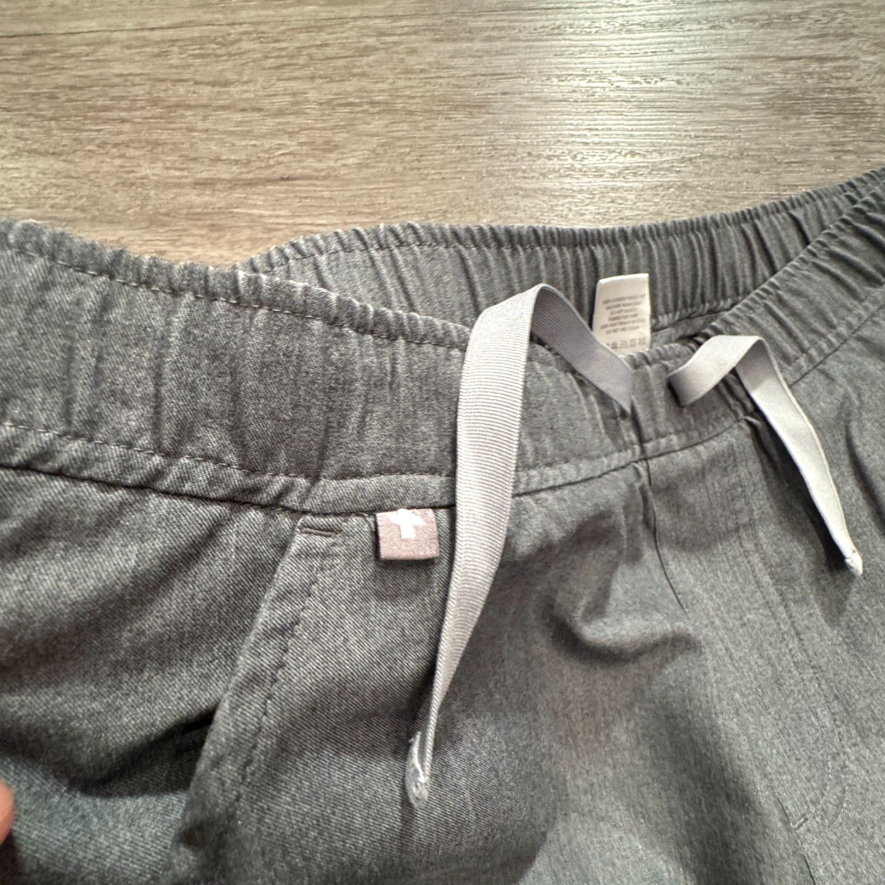 Vintage FIGS Gray Medium Pants Scrubs Figs Drawstring Jogger Polyester Men M Textile Uniform Size US 31 - 4 Thumbnail
