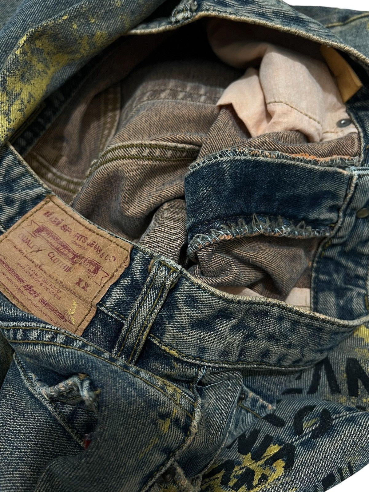 If Six Was Nine × Japanese Brand × Le Grande Bleu (L.G.B.) Iloi jeans distressed mudwash splatter Denim pants Size US 29 - 9 Thumbnail