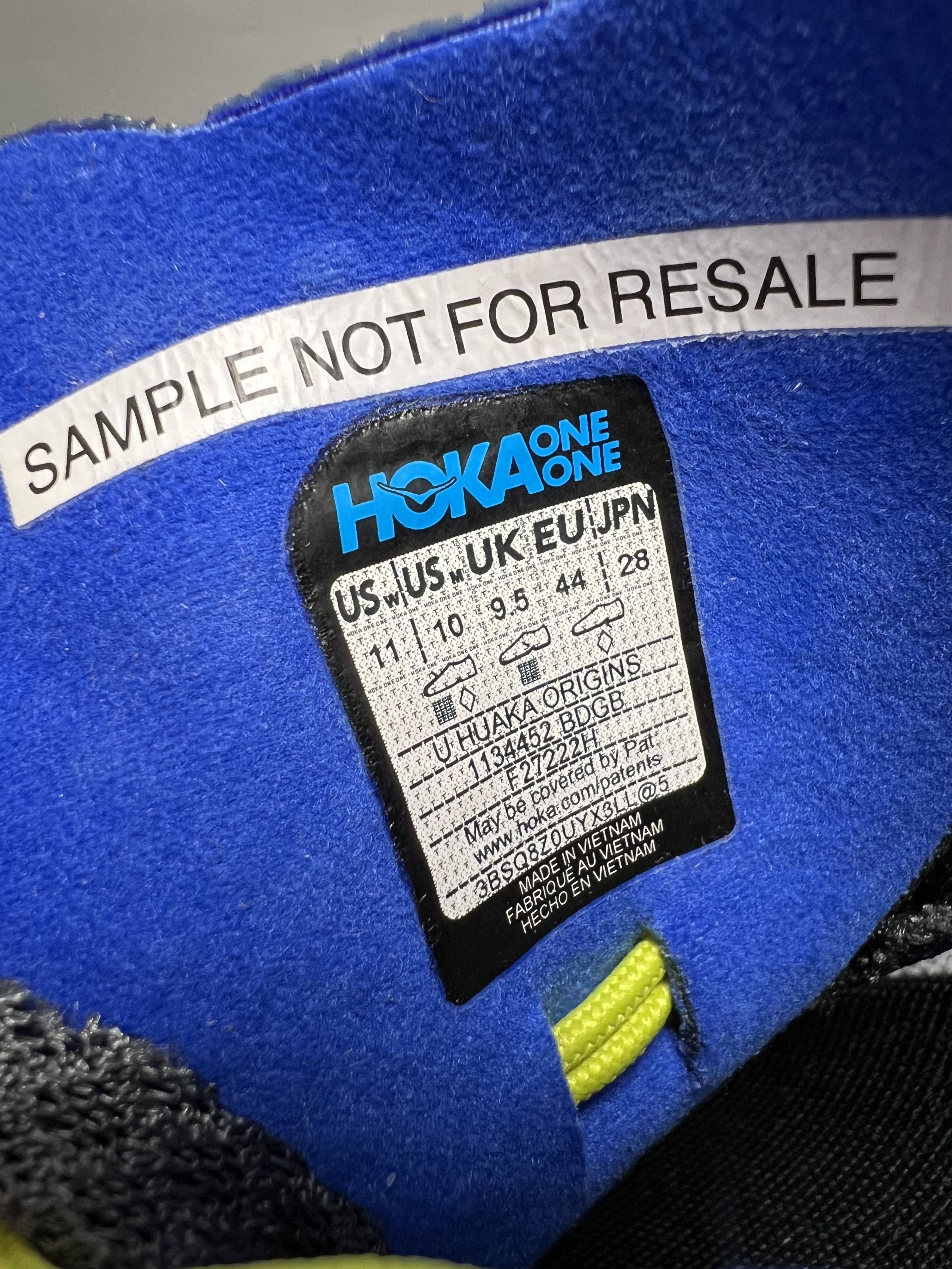 Hoka Hoka Huaka Origins Comfort Walking Shoes Sneakers Travel Size US 10 / EU 43 - 17 Thumbnail