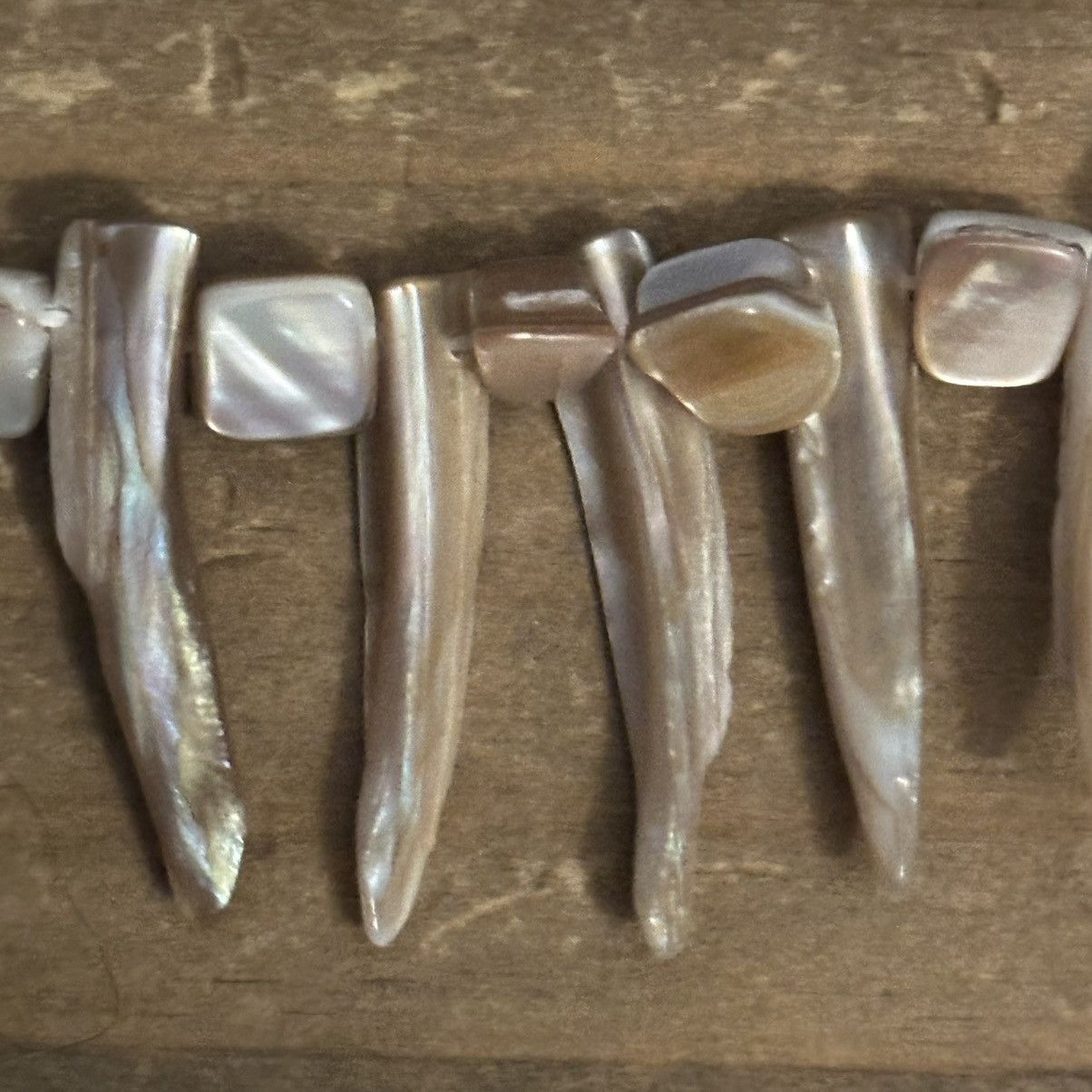 Other Mother of pearl spiked shell necklace Size ONE SIZE - 4 Thumbnail