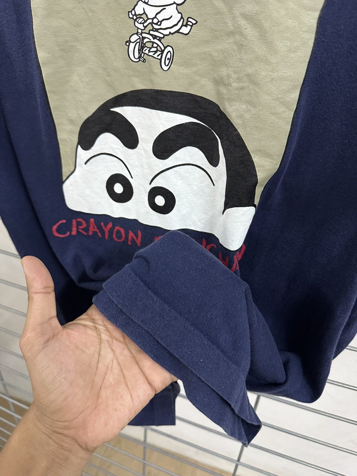 Vintage Rare And Beautiful Vintage Crayon Shin Chan Anime Tee Size US M / EU 48-50 / 2 - 7 Thumbnail