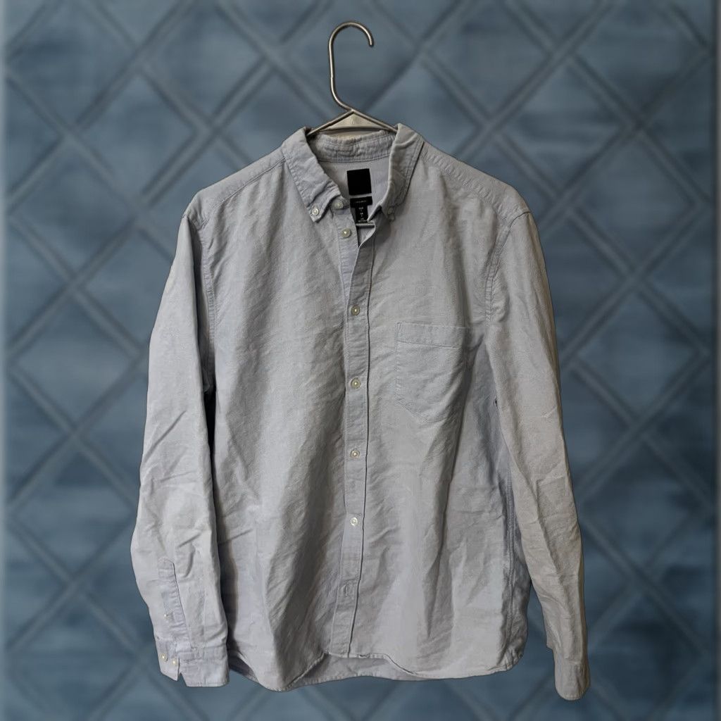 H&M H&M Button-Up Dress Shirt Long-Sleeve Regular Fit Large Blue Chambray Solid Button-Down Collar Mens Shirt Size 42R - 1 Thumbnail