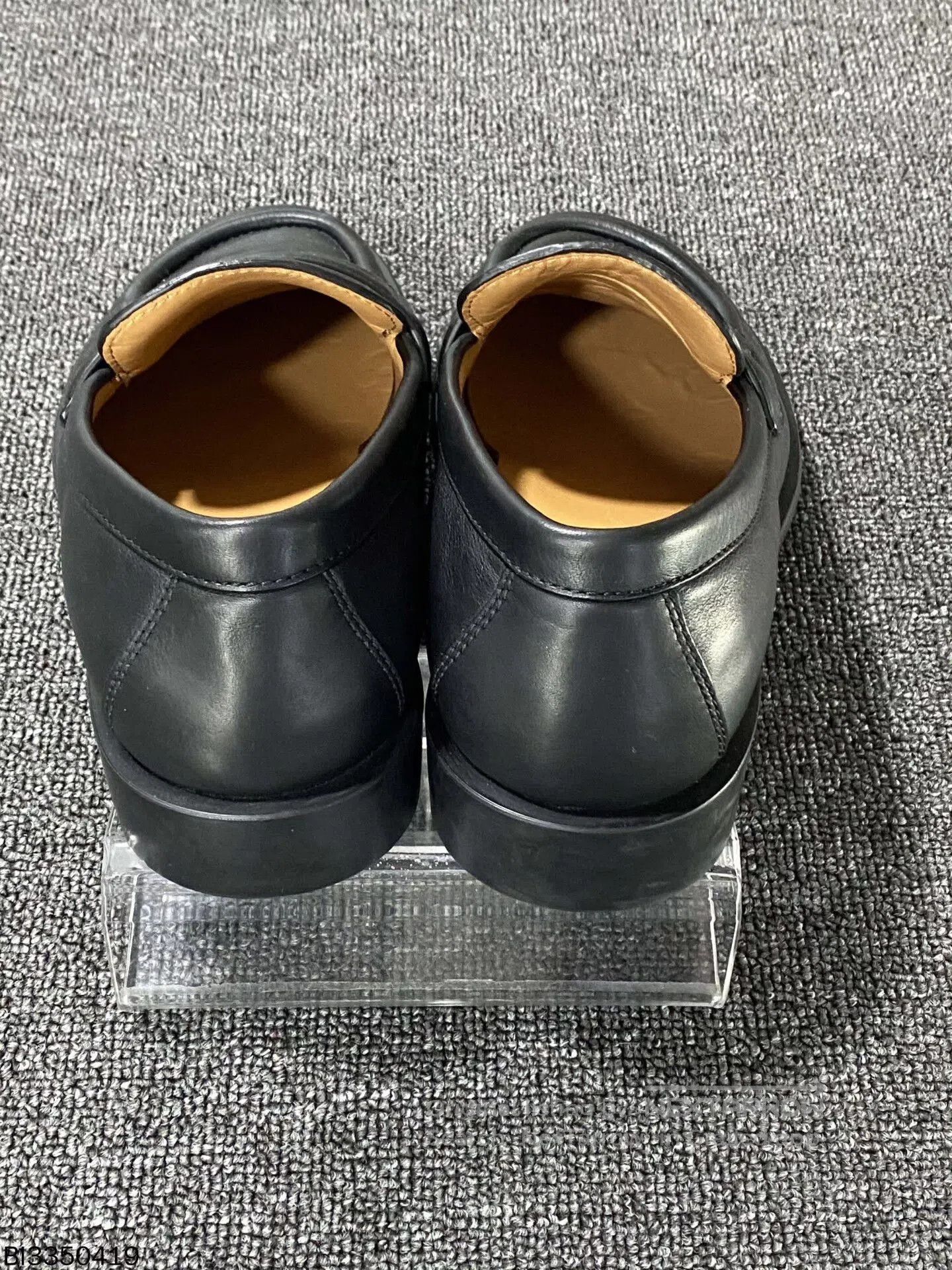 Louis Vuitton louis vuitton men's leather loafers size 42.5. Size US 9 / EU 42 - 7 Thumbnail