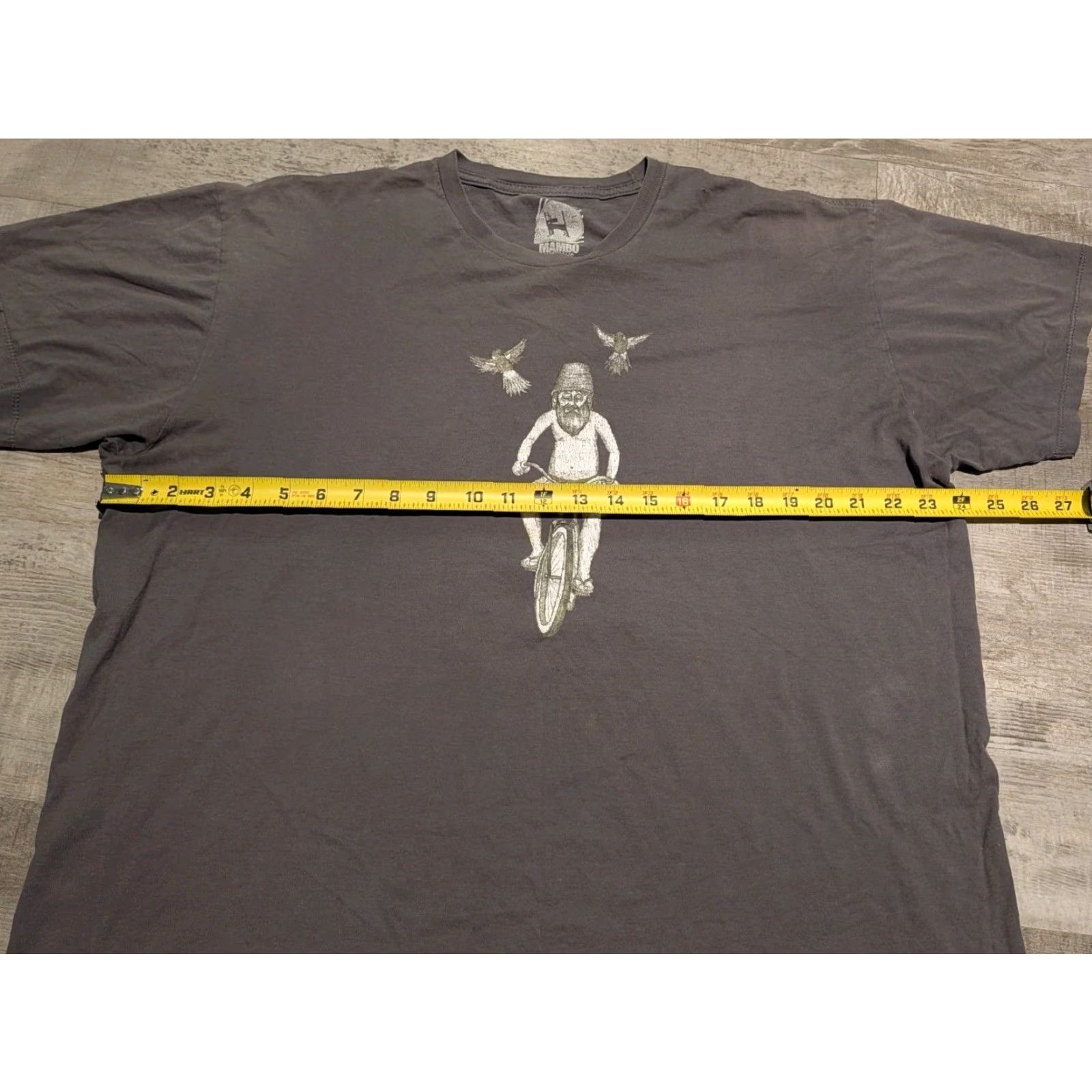 Mambo Mambo Australia Mens Tee Shirt XL Gray T-Shirt Graphic Print Distressed Rare Birds Bicycle Modern Art Shirt Mens XL Gray Mambo Australia T-Shirt Size US XL / EU 56 / 4 - 6 Thumbnail
