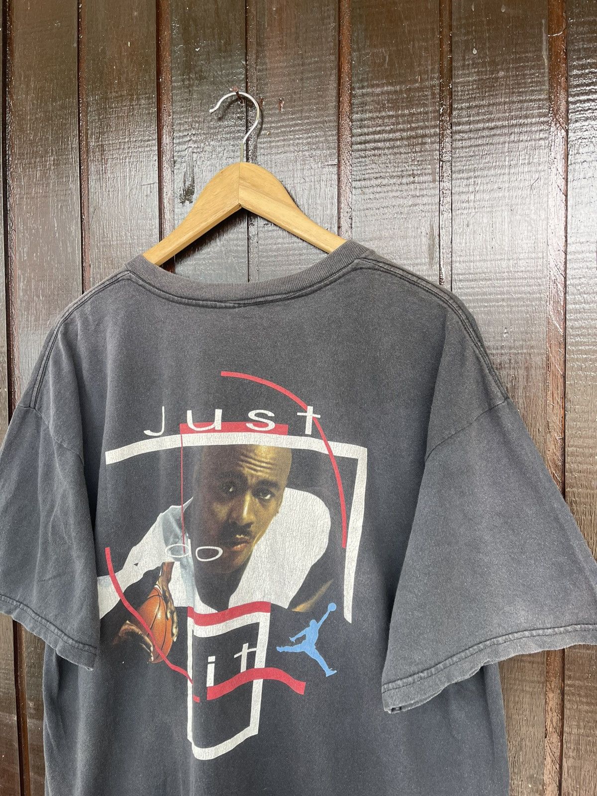 Vintage Vintage 90s Nike just do it tee Size US L / EU 52-54 / 3 - 4 Thumbnail