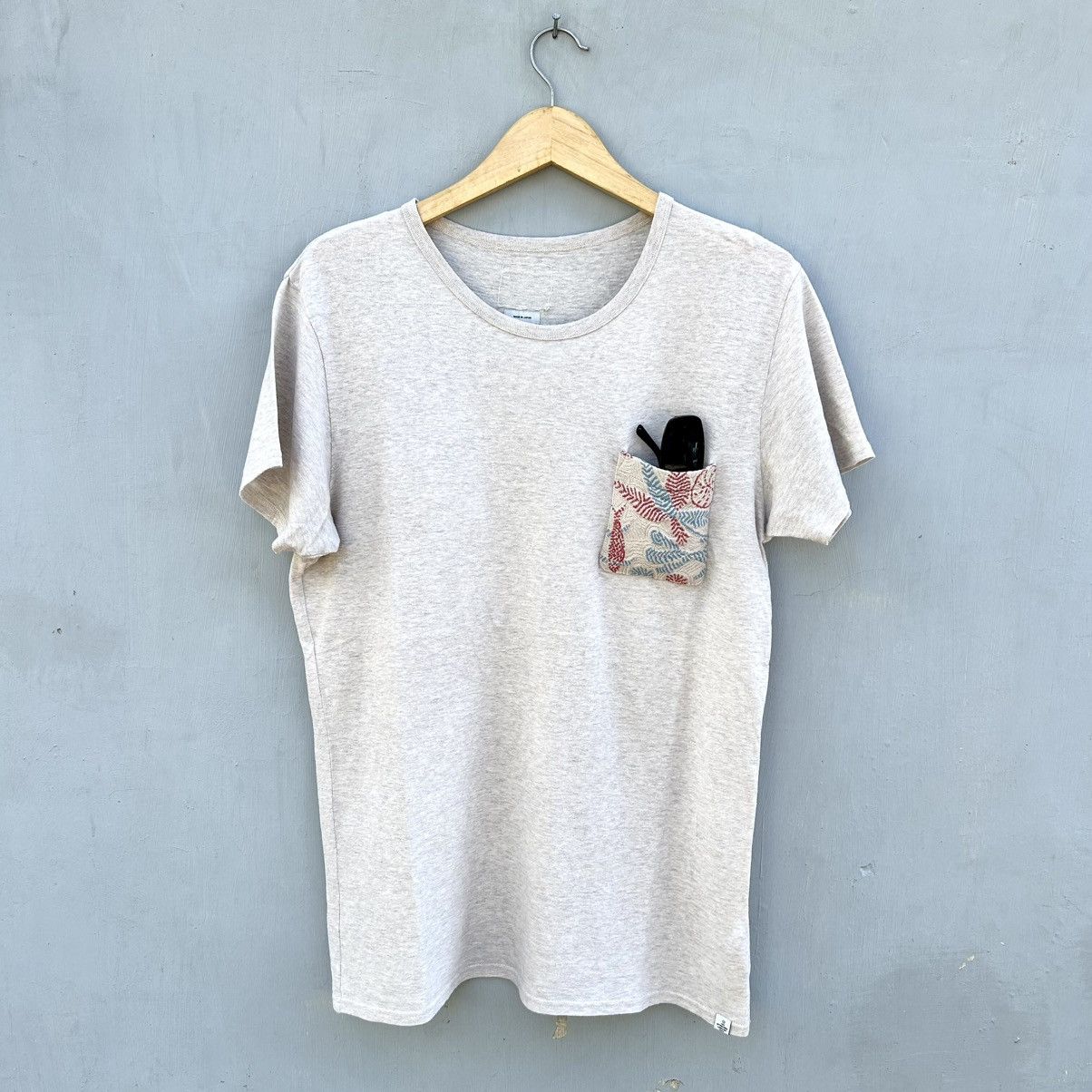 Visvim Vintage 2001 Visvim T-Shirt Navajo Blanket Pocket Size US L / EU 52-54 / 3 - 1 Thumbnail
