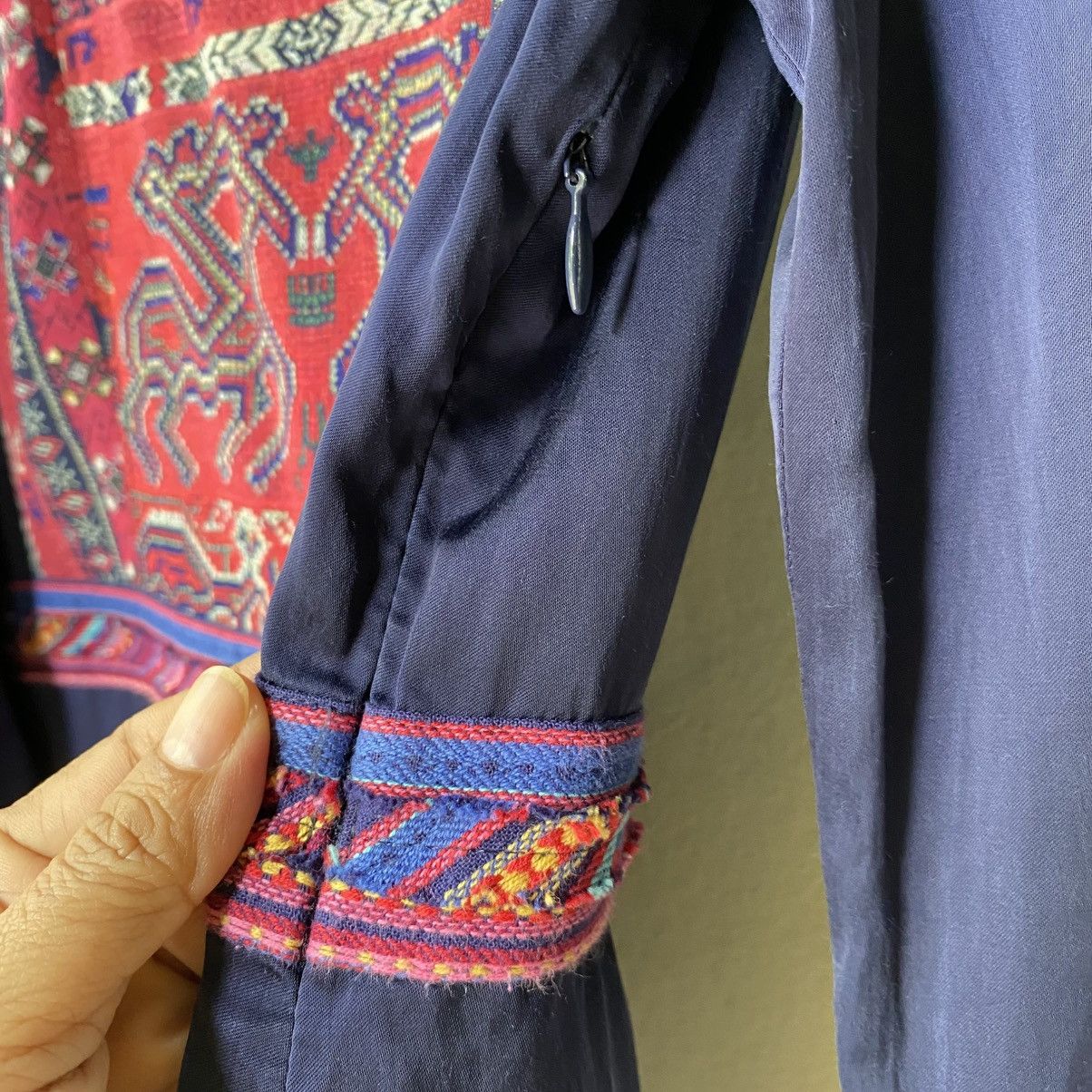 Vivienne Tam VIVIENNE TAM Navy Blue Dress with Pink Embroidered Details Size XS / US 0-2 / IT 36-38 - 5 Thumbnail