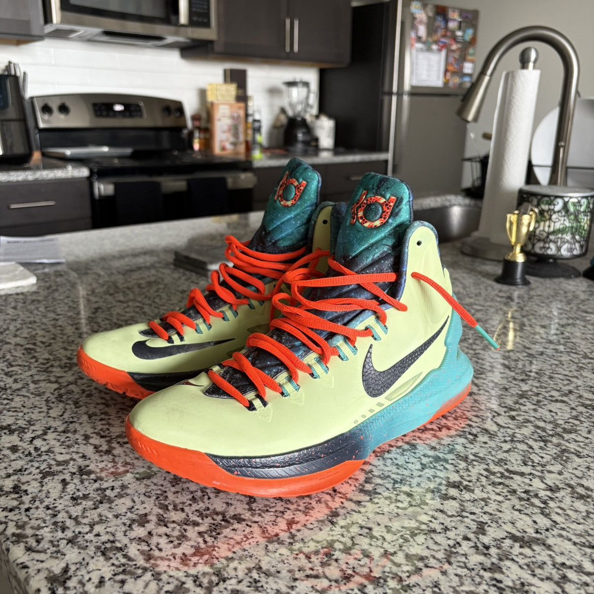 Nike Nike KD 5 All Star Galaxy Size US 8 / EU 41 - 2 Thumbnail