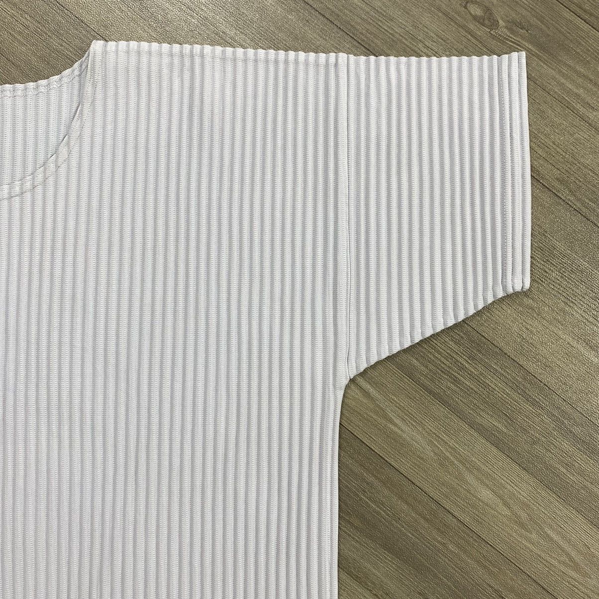 Homme Plisse Issey Miyake Homme Plisse Issey Miyake Pleated Tee Size US M / EU 48-50 / 2 - 5 Thumbnail
