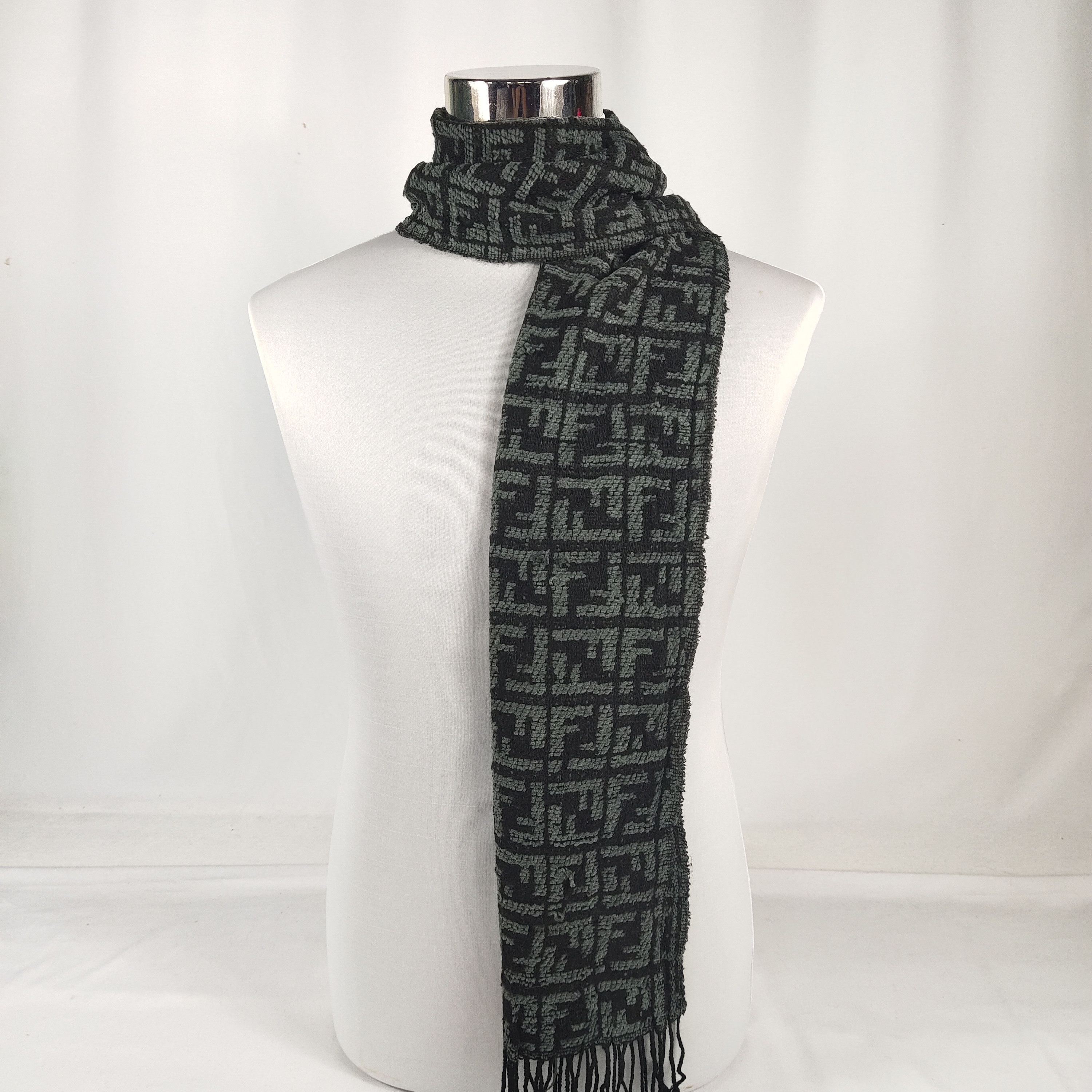Fendi Fendi Monogram Scarf / Muffler / Neckwear M041 Size ONE SIZE - 2 Thumbnail