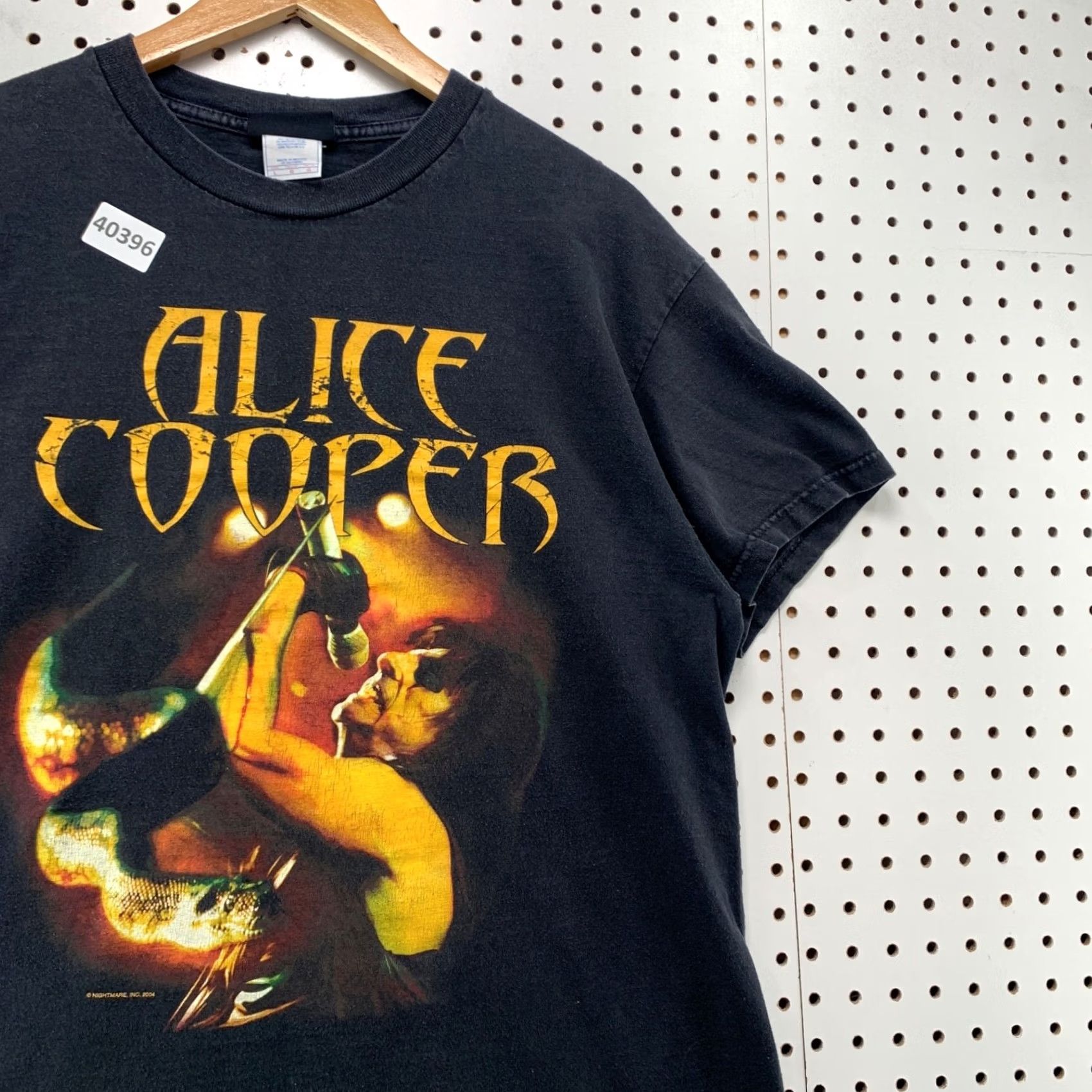 Vintage VINTAGE Alice Cooper Shirt Mens L Black Signature Network 2004 Music Shirt Mens Large Black Signature Network 2004 Music Size US L / EU 52-54 / 3 - 5 Thumbnail