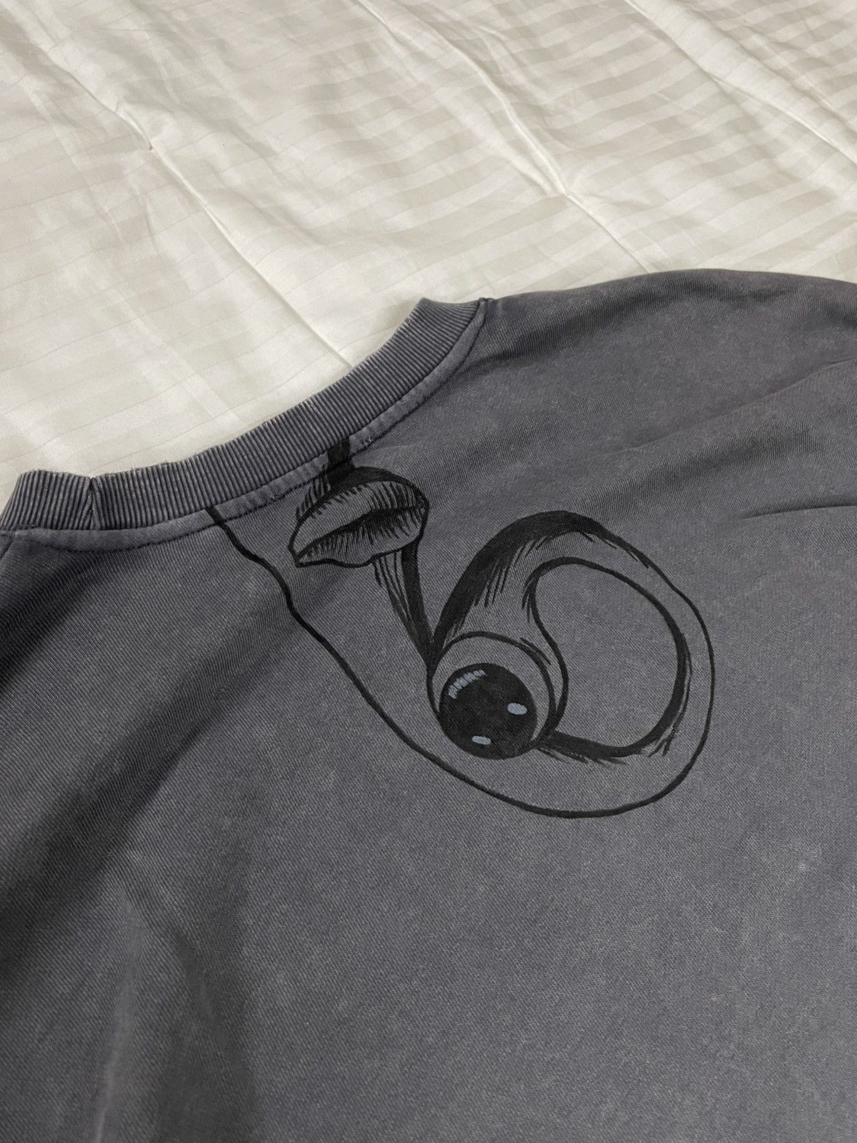 Anime Handmade Custom Anime Parasyte Sweatshirt Japanese Style Y2K Size US L / EU 52-54 / 3 - 10 Thumbnail