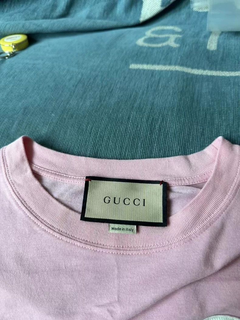 Gucci Gucci Pink cherry embroidered short sleeves 2501-Nextarrow Size US S / EU 44-46 / 1 - 2 Thumbnail