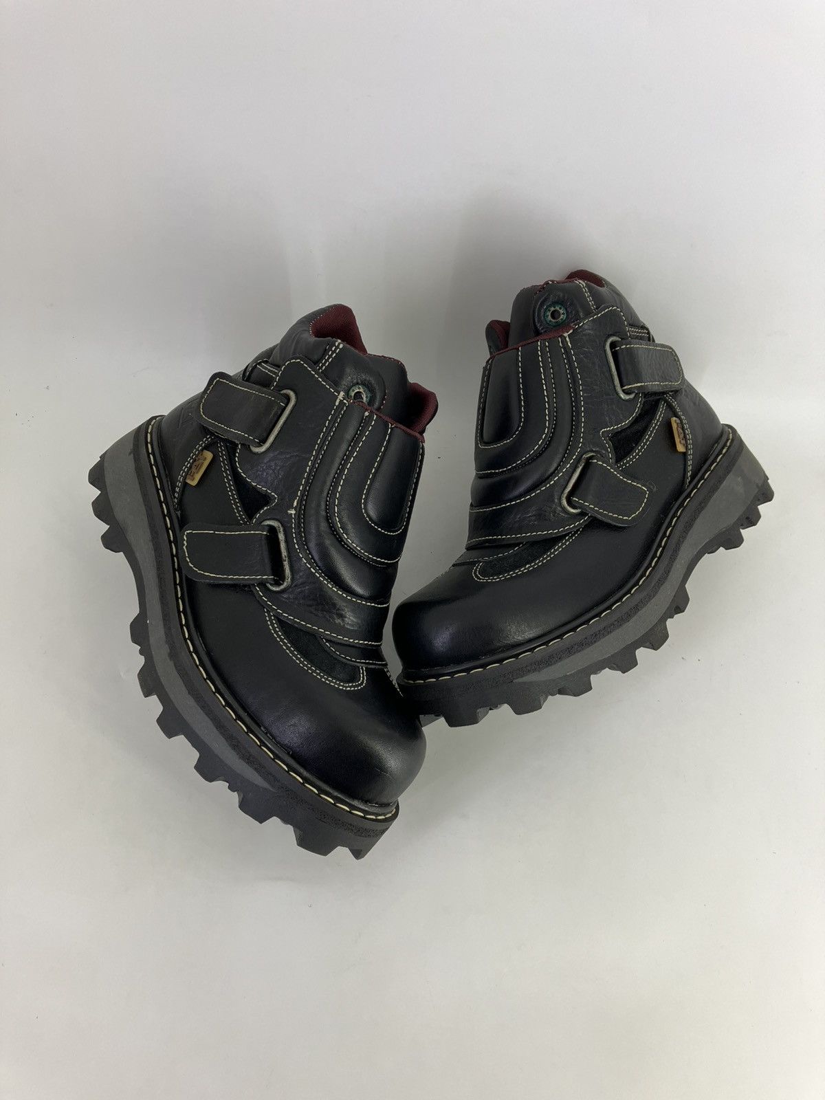 Vintage Genuine black leather chunky platform men boots FAT 90s00s Size US 7 / EU 40 - 1 Thumbnail