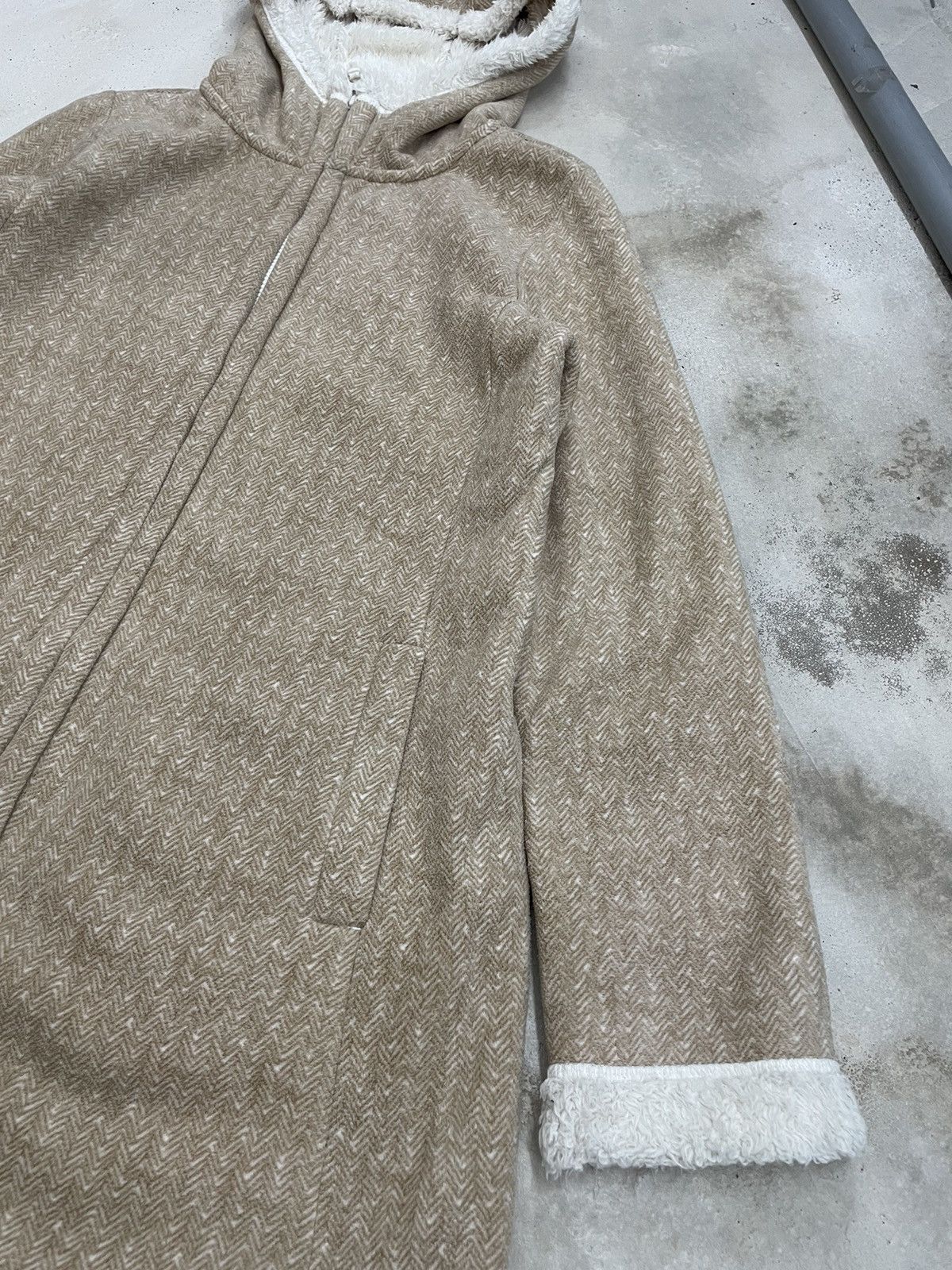 Japanese Brand Japanese Uniqlo Fleece Hoodie AW Wear Size US L / EU 52-54 / 3 - 4 Thumbnail