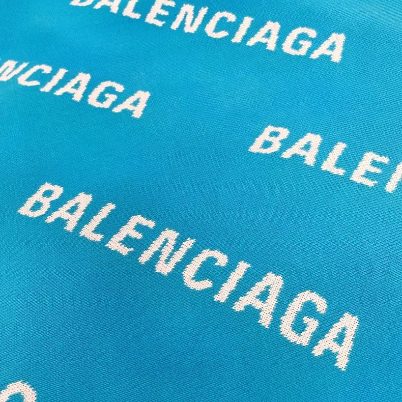 Balenciaga Balenciaga Full Logo Pattern Round Neck Sweater Size S / US 4 / IT 40 - 6 Thumbnail