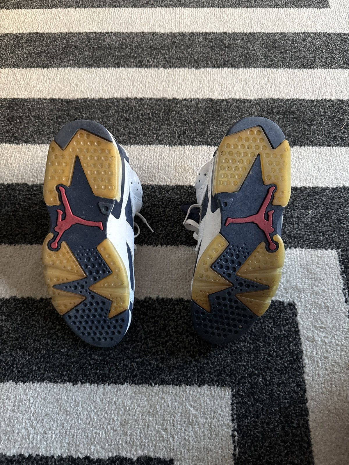 Jordan Brand Air Jordan 6 Retro Size US 9.5 / EU 42-43 - 3 Thumbnail