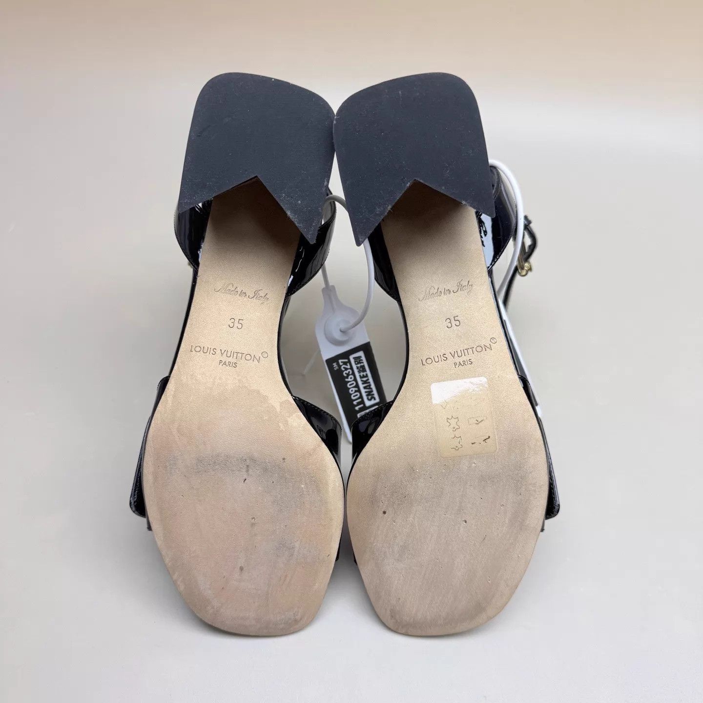 Louis Vuitton LV Black Gold Logo Strap Sandals 35 (Mint) Size US 4.5 / IT 34.5 - 6 Thumbnail