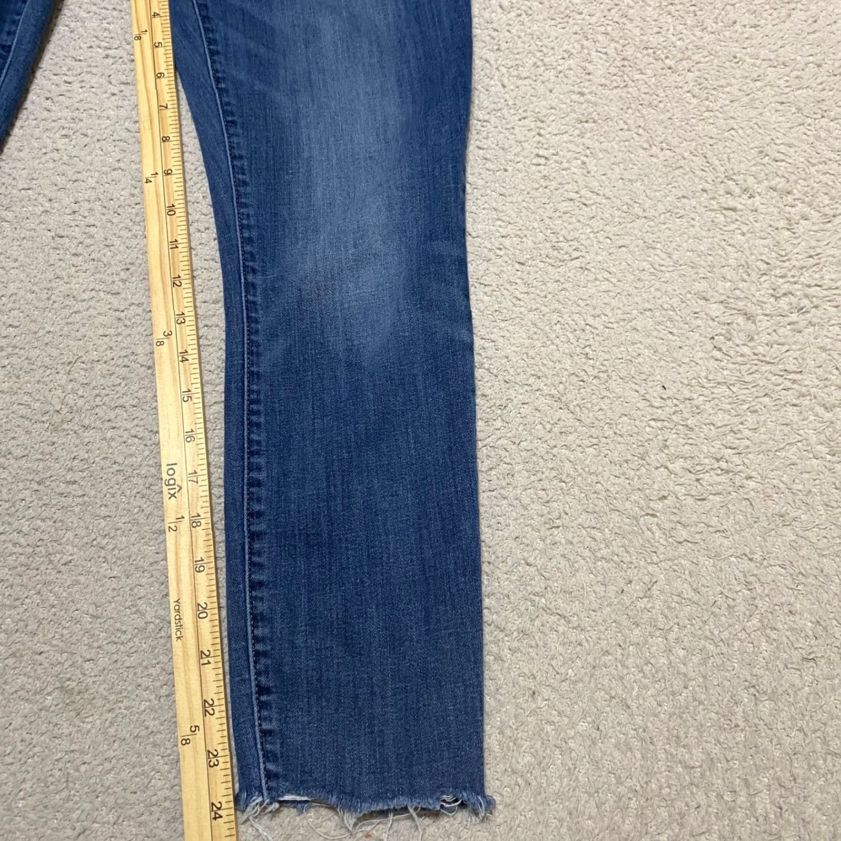 Lucky Brand Lucky Brand Jeans Slim Skinny Mid Rise Ava Crop Blue Denim Womens 6 Regular 24 Inseam 5-Pocket Stretch Cotton Polyester Spandex Viscose N/A Size 28" / US 6 / IT 42 - 6 Thumbnail