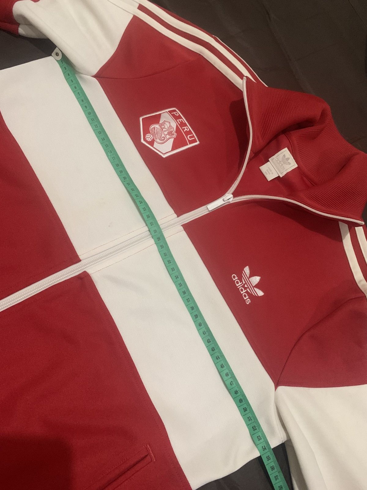 Adidas Tracktop Adidas Peru Casual Streetwear Size US M / EU 48-50 / 2 - 17 Thumbnail