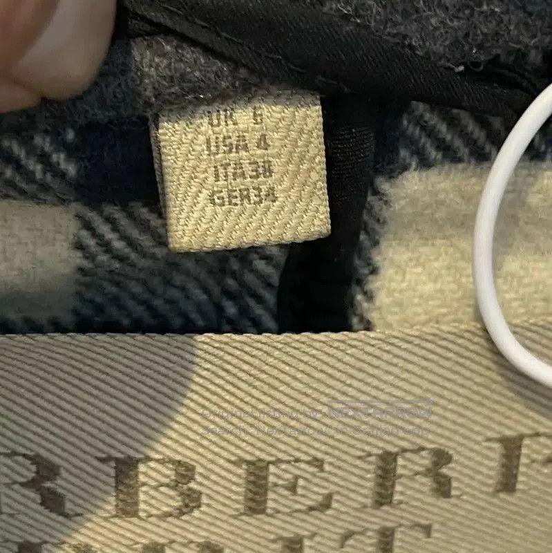 Burberry Burberry Black Wool Blend Women's Coat. Size L / US 10 / IT 46 - 7 Thumbnail
