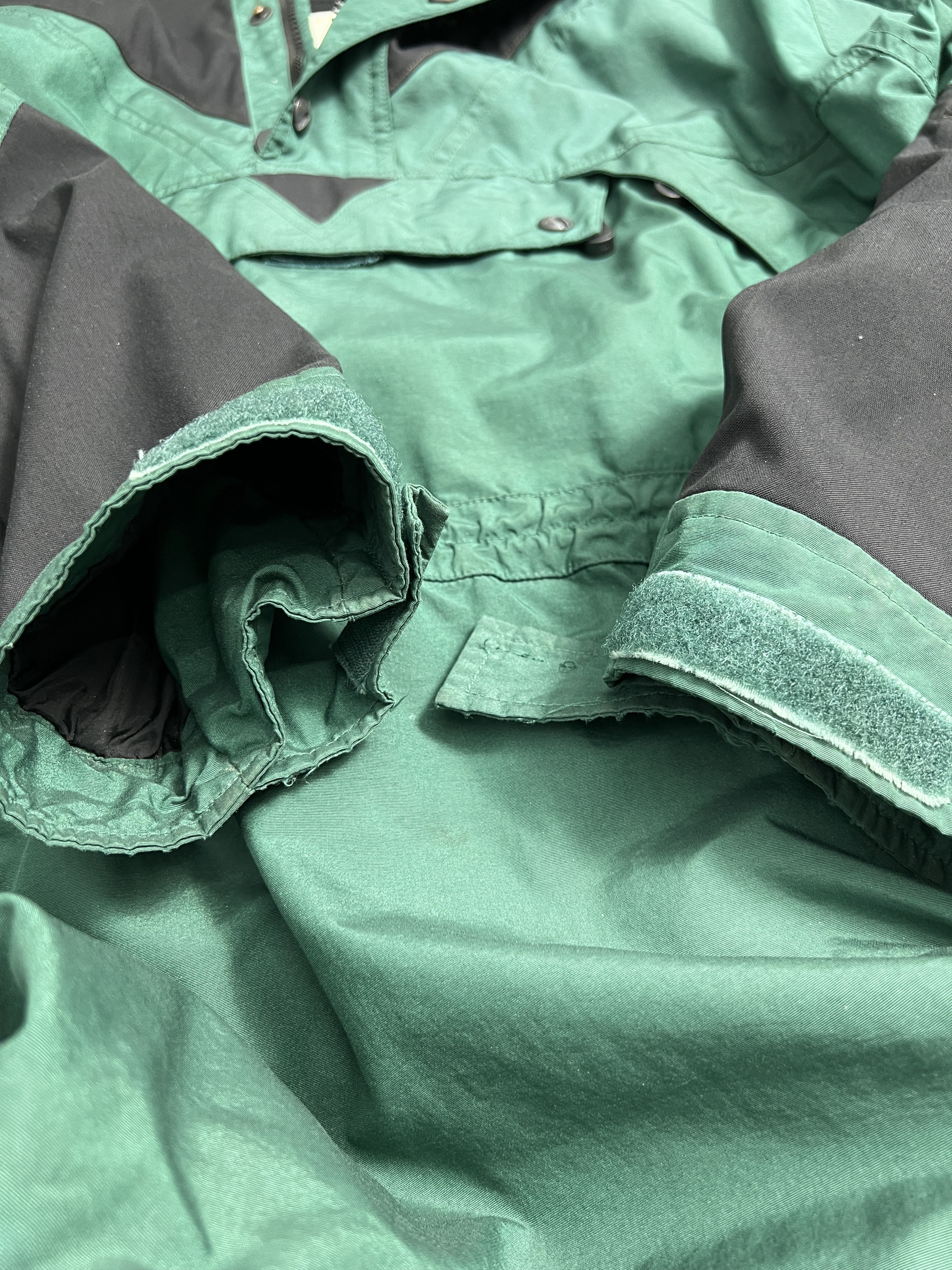 The North Face Vintage The North Face Anorak Jacket JK474 Size US L / EU 52-54 / 3 - 5 Thumbnail