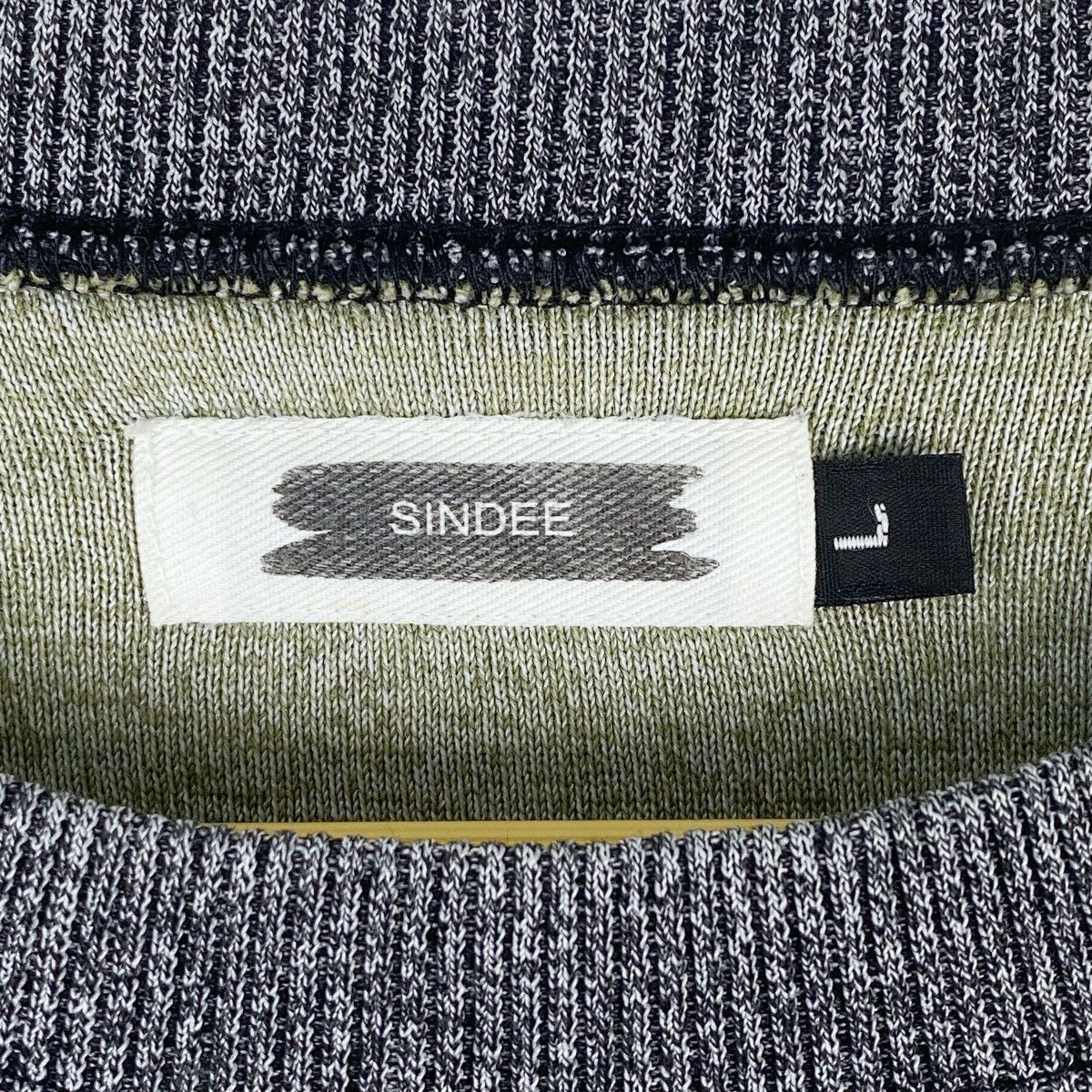 Designer × Vintage Sindee Distressed Ripped Sweatshirt Crewneck Pullover Jumper Size US L / EU 52-54 / 3 - 6 Thumbnail