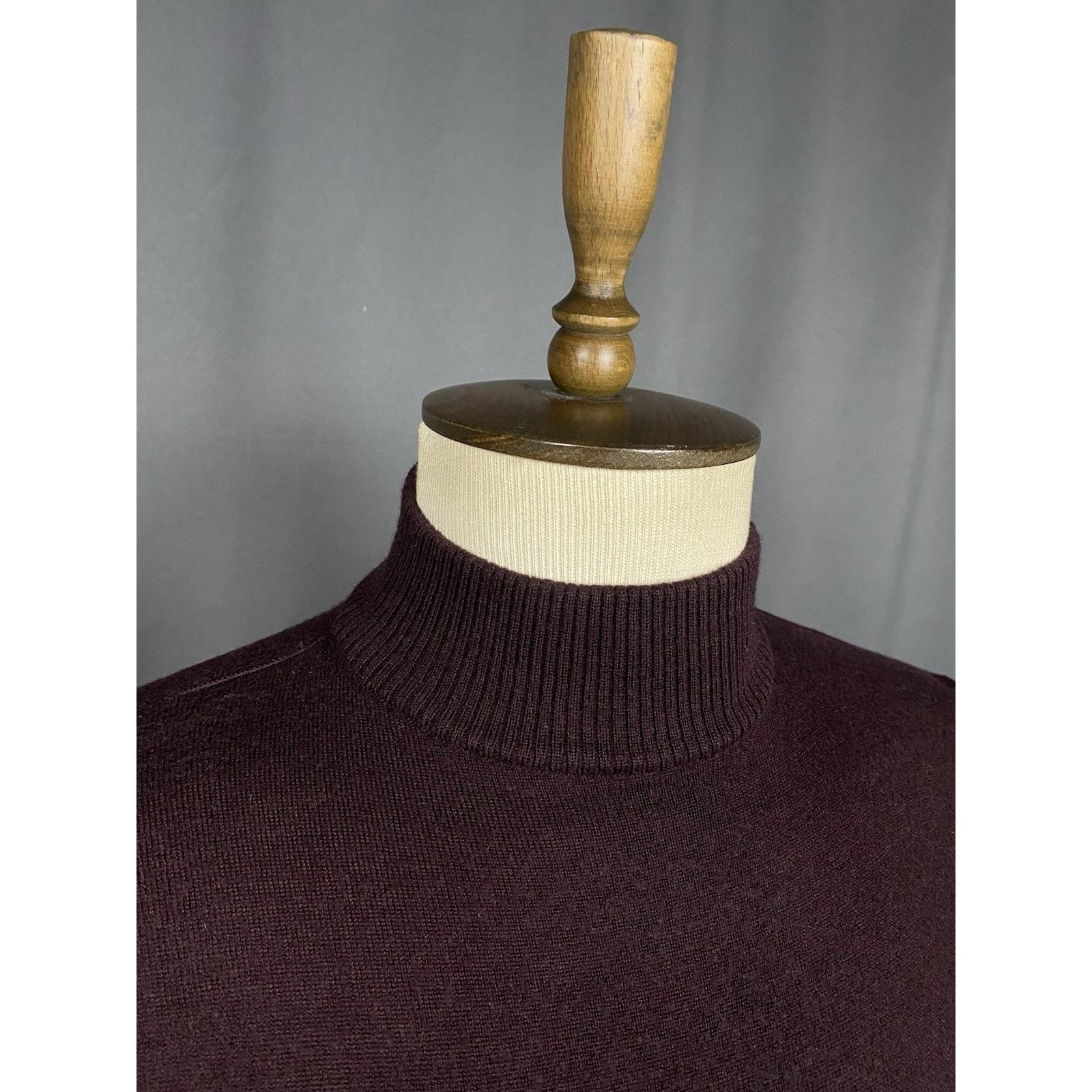 Loro Piana Loro Piana Men's Burgundy Purple Wool Turtleneck Sweater Siz Size US M / EU 48-50 / 2 - 6 Thumbnail