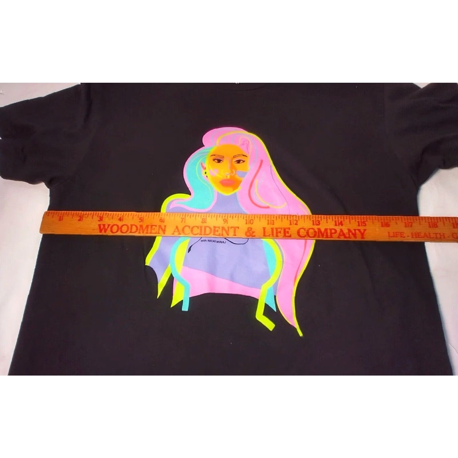 Vintage Queen Radio Nicki Minaj Shirt S Men Black Short Sleeve Cotton Knit Crew Neck T-Shirt Rap Music Music Queen Radio with Nicki Minaj Size US S / EU 44-46 / 1 - 4 Thumbnail