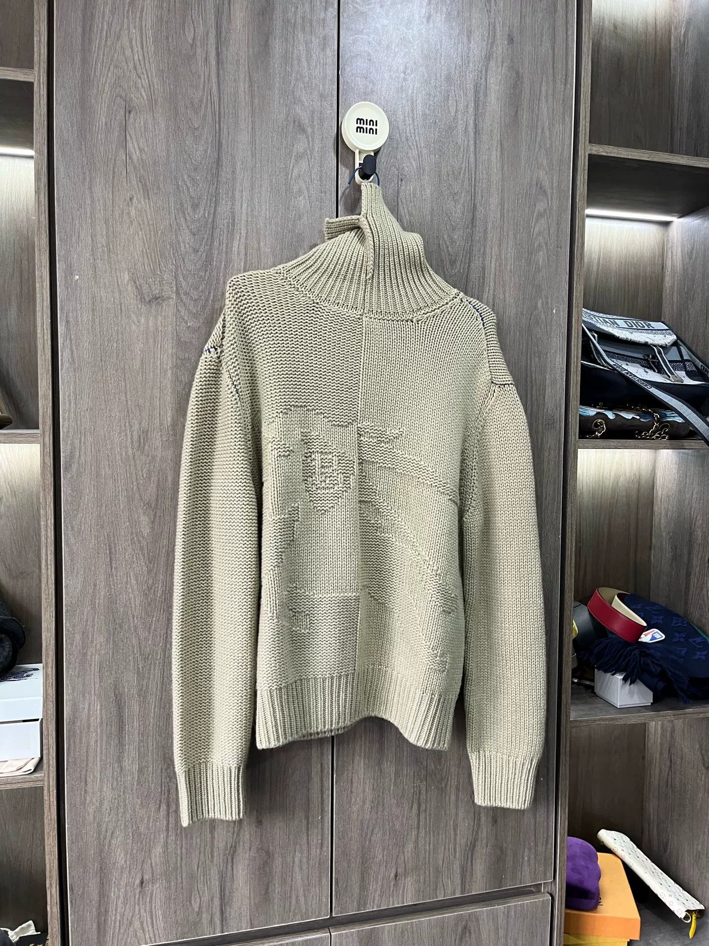 Burberry Burberry Cashmere Sweater Size US M / EU 48-50 / 2 - 1 Thumbnail