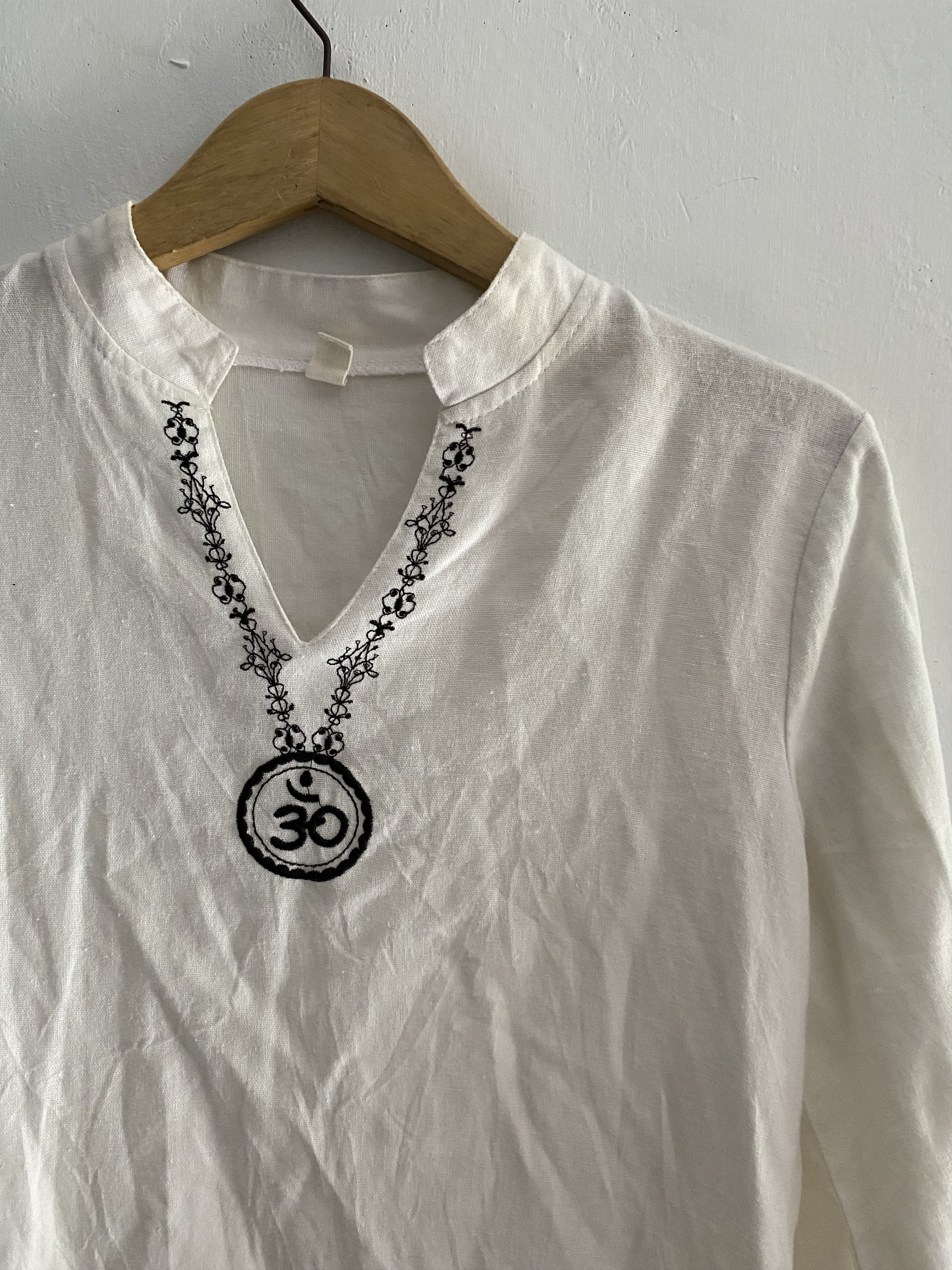 Japanese Brand Indian style longsleeve tshirts Size US M / EU 48-50 / 2 - 2 Thumbnail