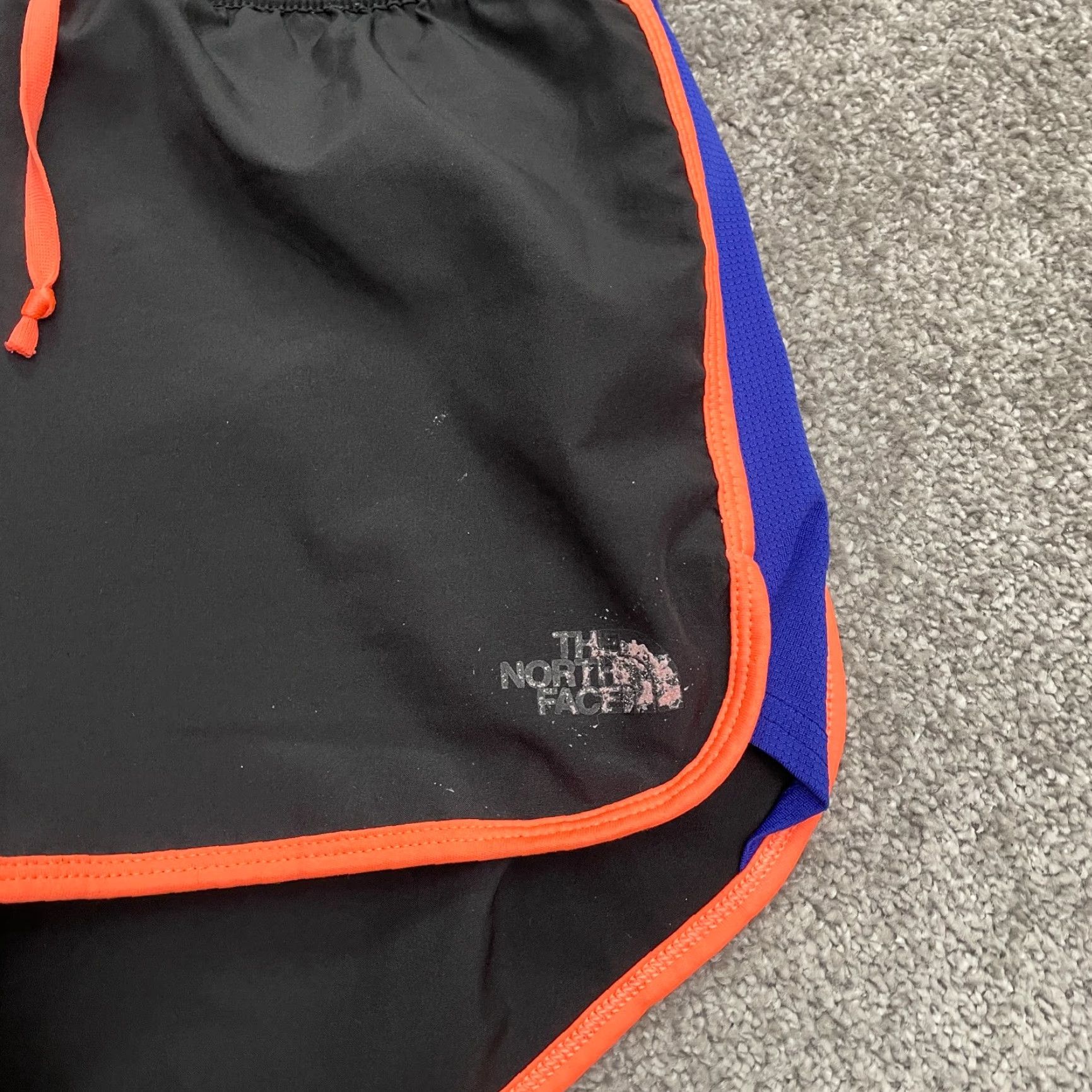 The North Face The North Face Flight Series Active Shorts Womens Small Black Elastic Run 28x4 Size 28" / US 6 / IT 42 - 4 Thumbnail