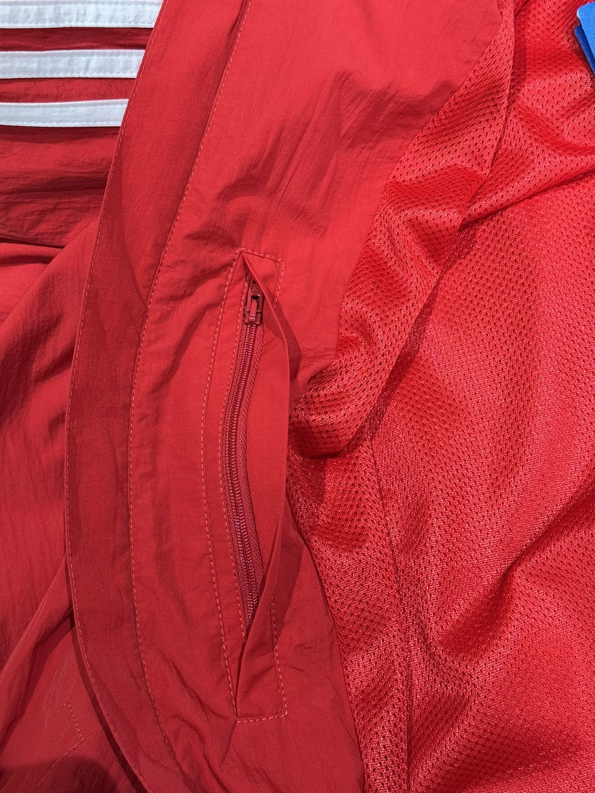 Balenciaga Balenciaga x adidas 23ss red jacket Size US S / EU 44-46 / 1 - 14 Thumbnail