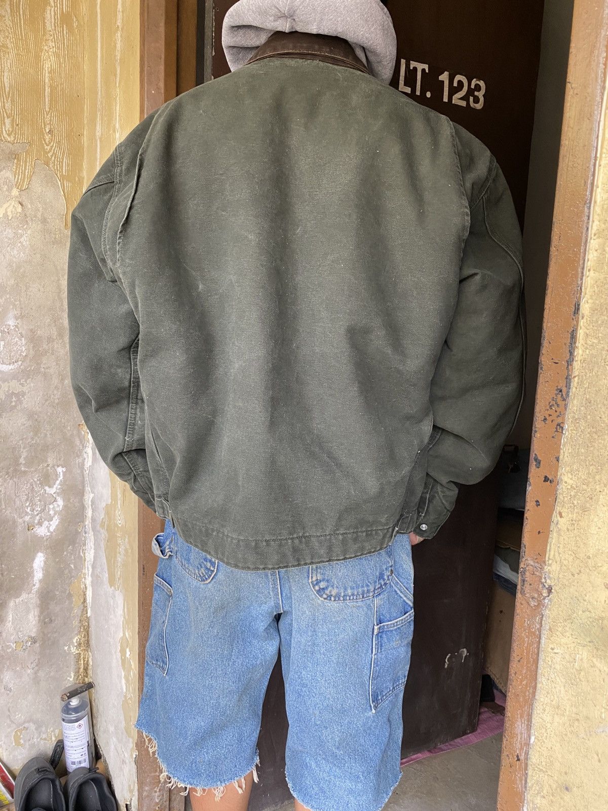 Carhartt The Iconic Carhartt Detroit Jacket J97 MOS green cut tag Size US XL / EU 56 / 4 - 3 Thumbnail