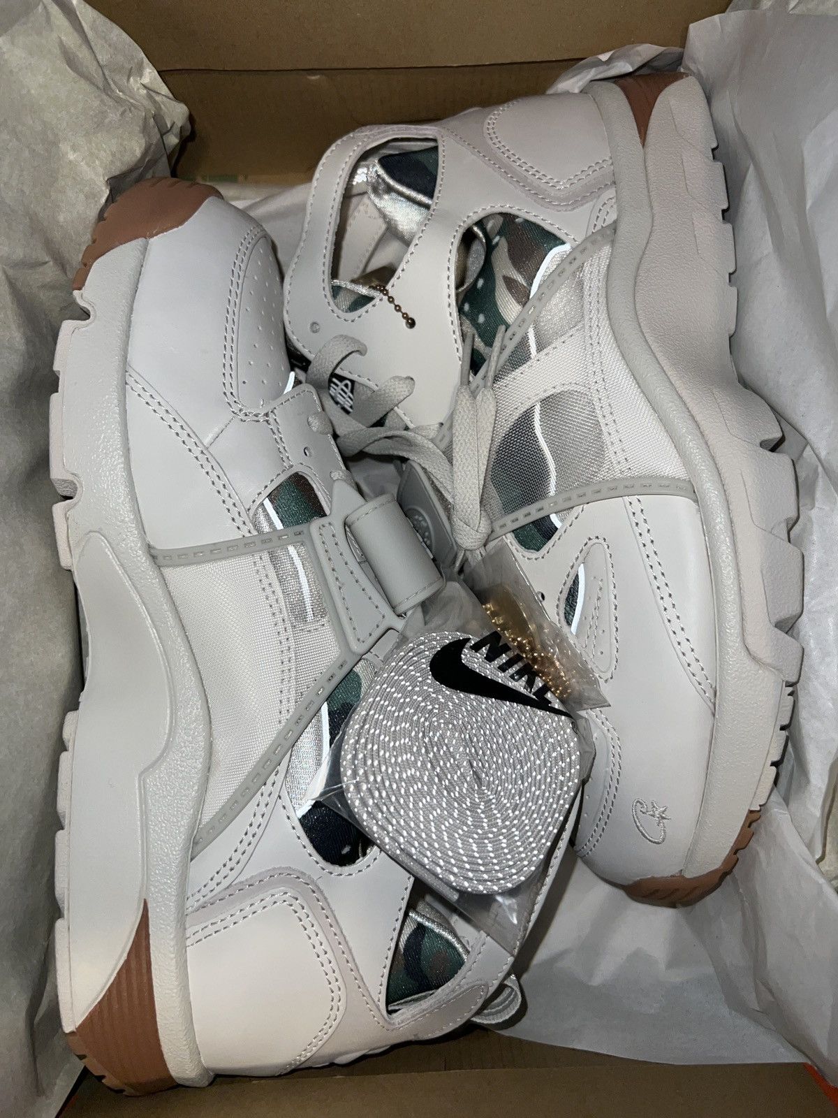 Corteiz × Nike Cortez Nike Huarache Size US 9.5 / EU 42-43 - 6 Thumbnail