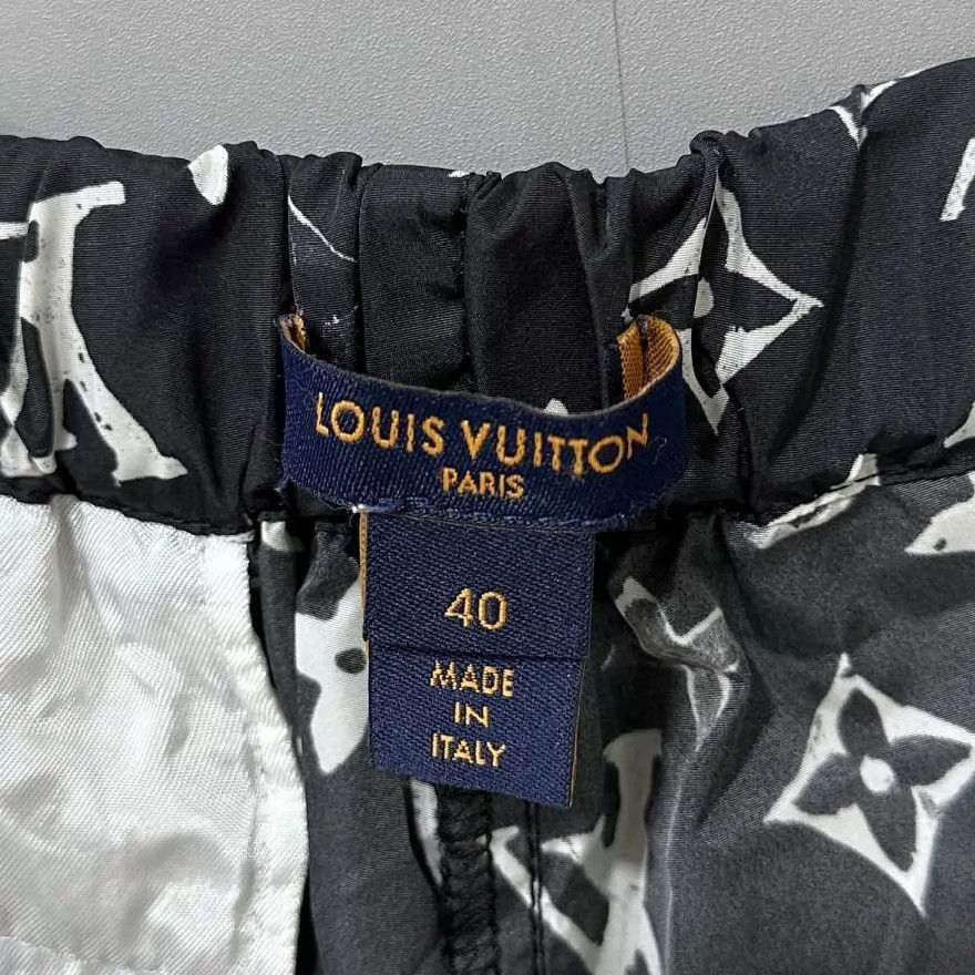 Louis Vuitton LV all-over Monogram track pants size 40 Size 28" / US 6 / IT 42 - 5 Thumbnail