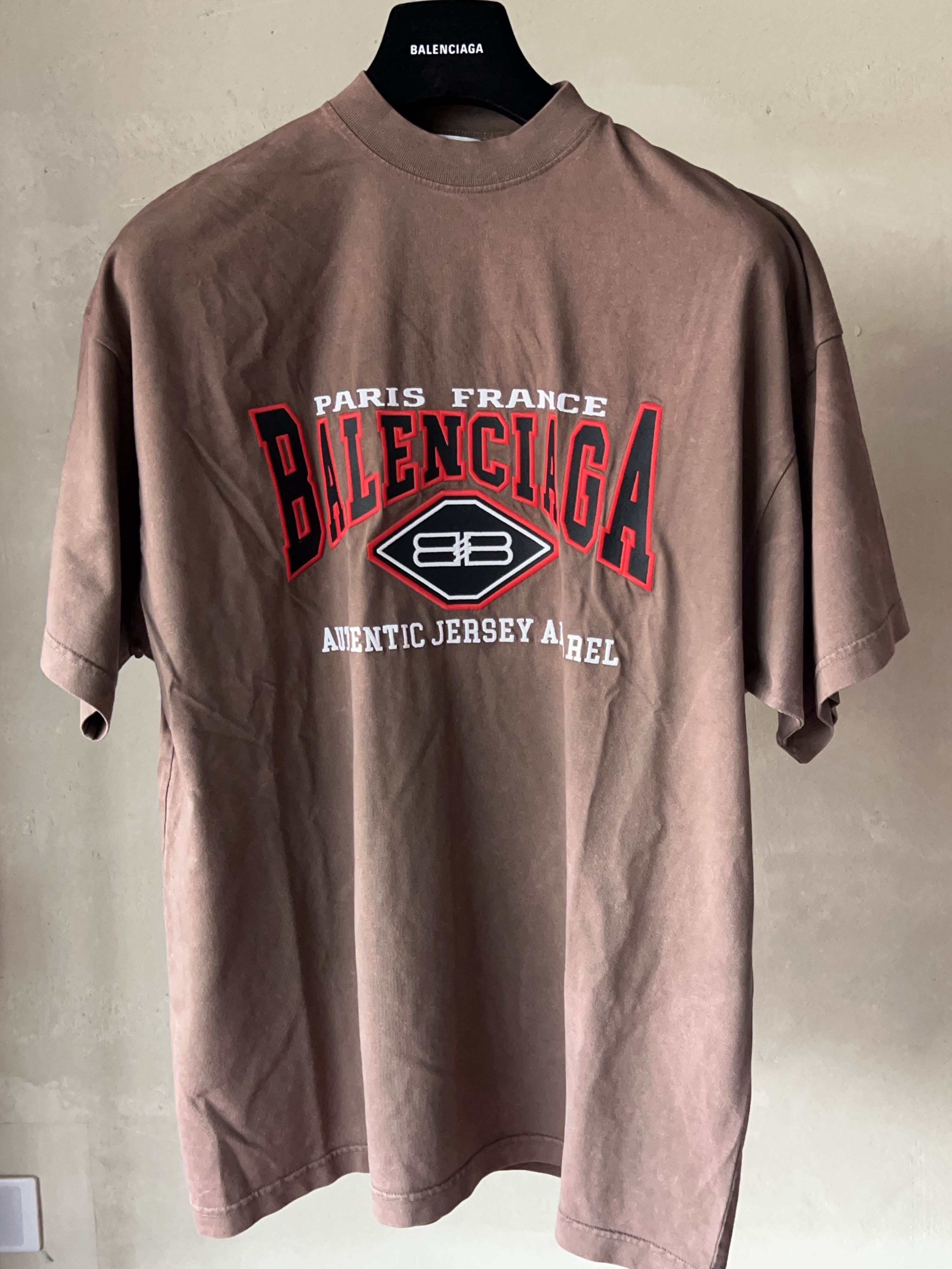 Balenciaga Balenciaga Paris Logo T-Shirt Size 1 Size US S / EU 44-46 / 1 - 1 Thumbnail