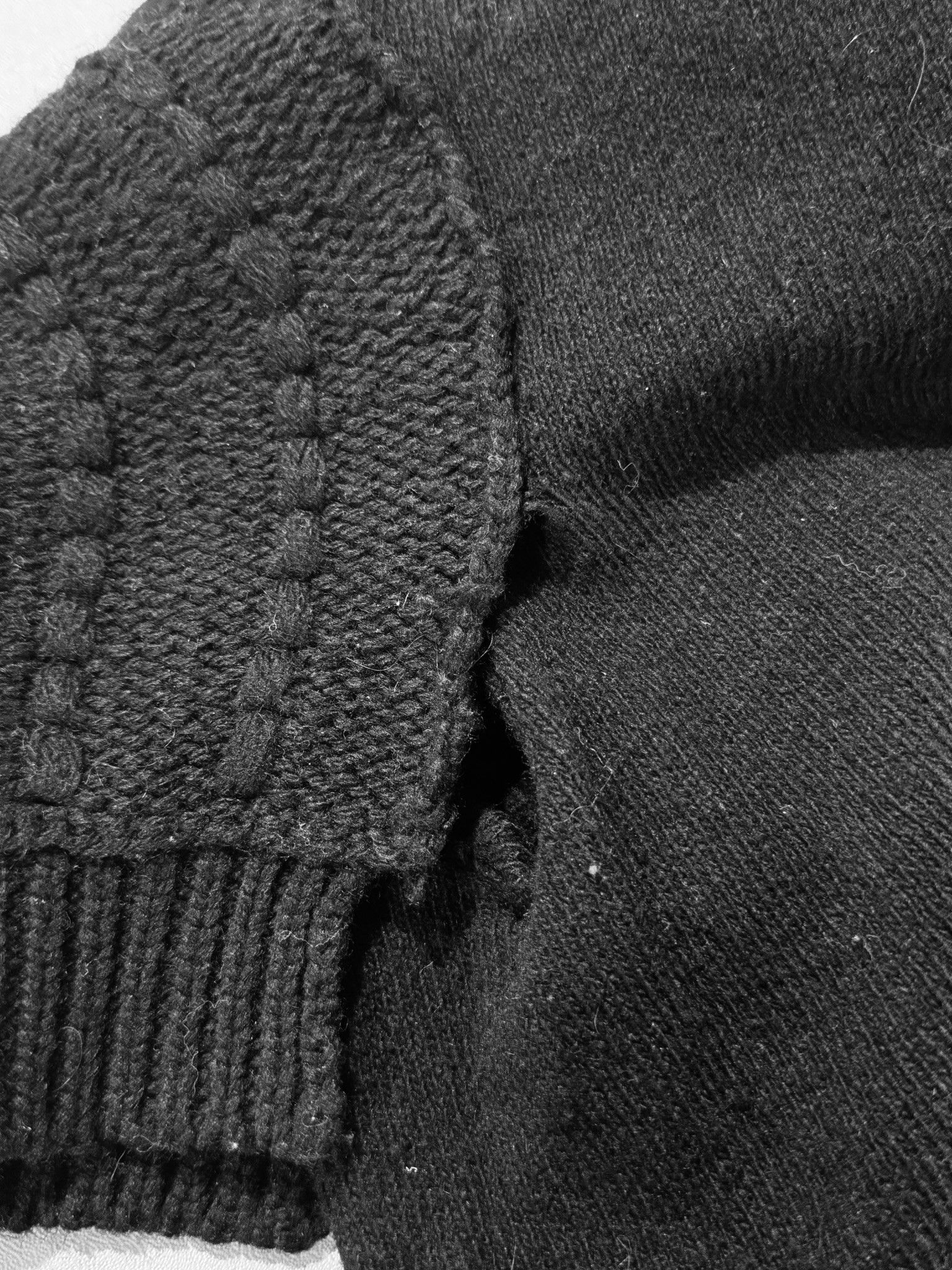 Yohji Yamamoto Vintage Y's Yohji Yamamoto Black Wool Knit Turtleneck Size M / US 6-8 / IT 42-44 - 6 Thumbnail