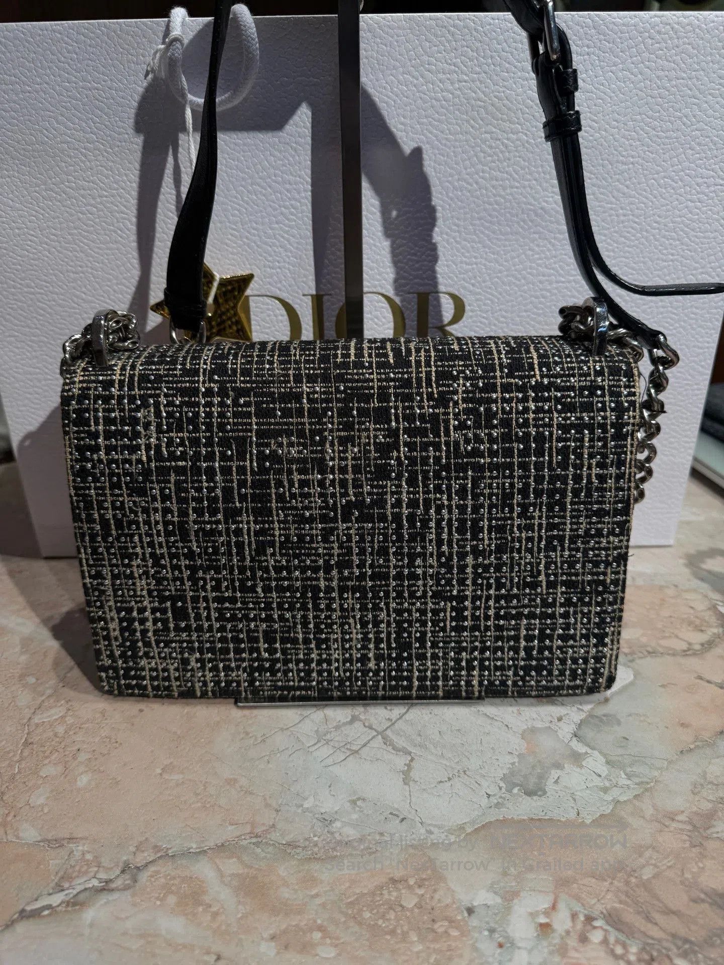 Dior Dior Diorama Limited Edition Shield Bag. Size ONE SIZE - 2 Thumbnail