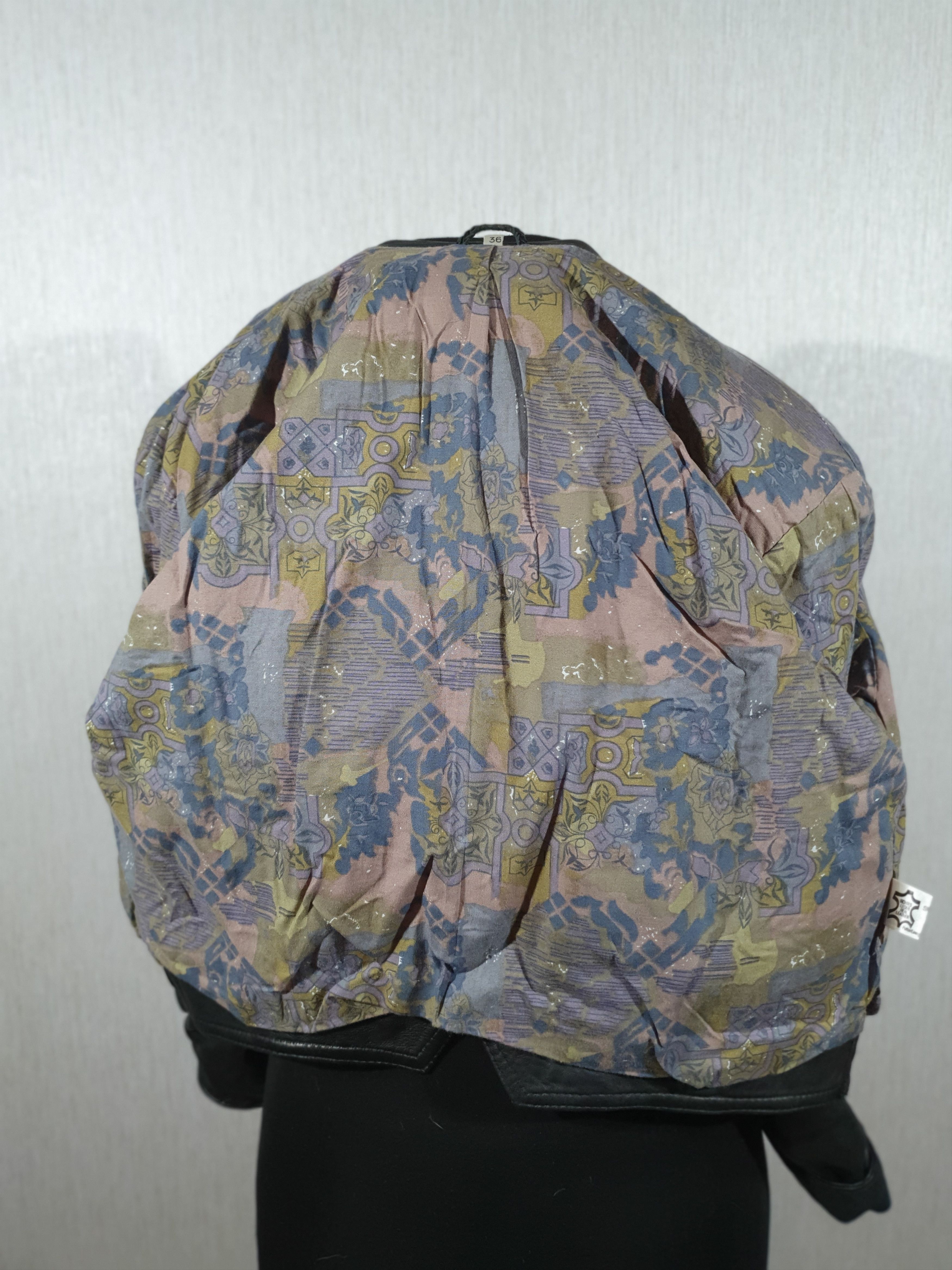 Genuine Leather Black short jacket made of genuine leather. Size L / US 10 / IT 46 - 5 Thumbnail