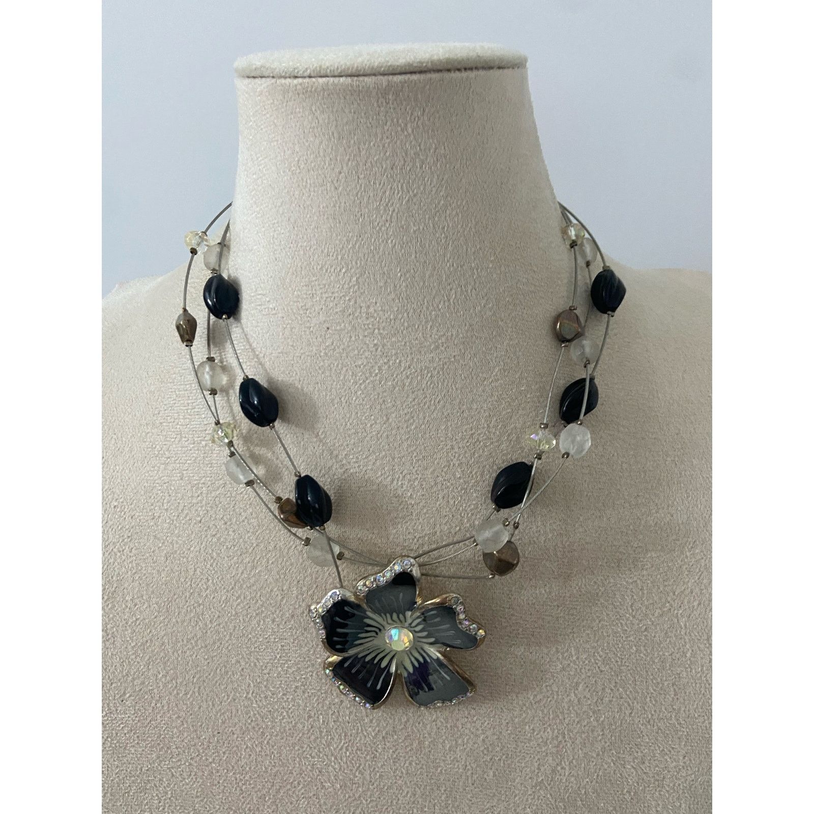 Other Kenneth Cole flower pendant necklace Size ONE SIZE - 1 Thumbnail