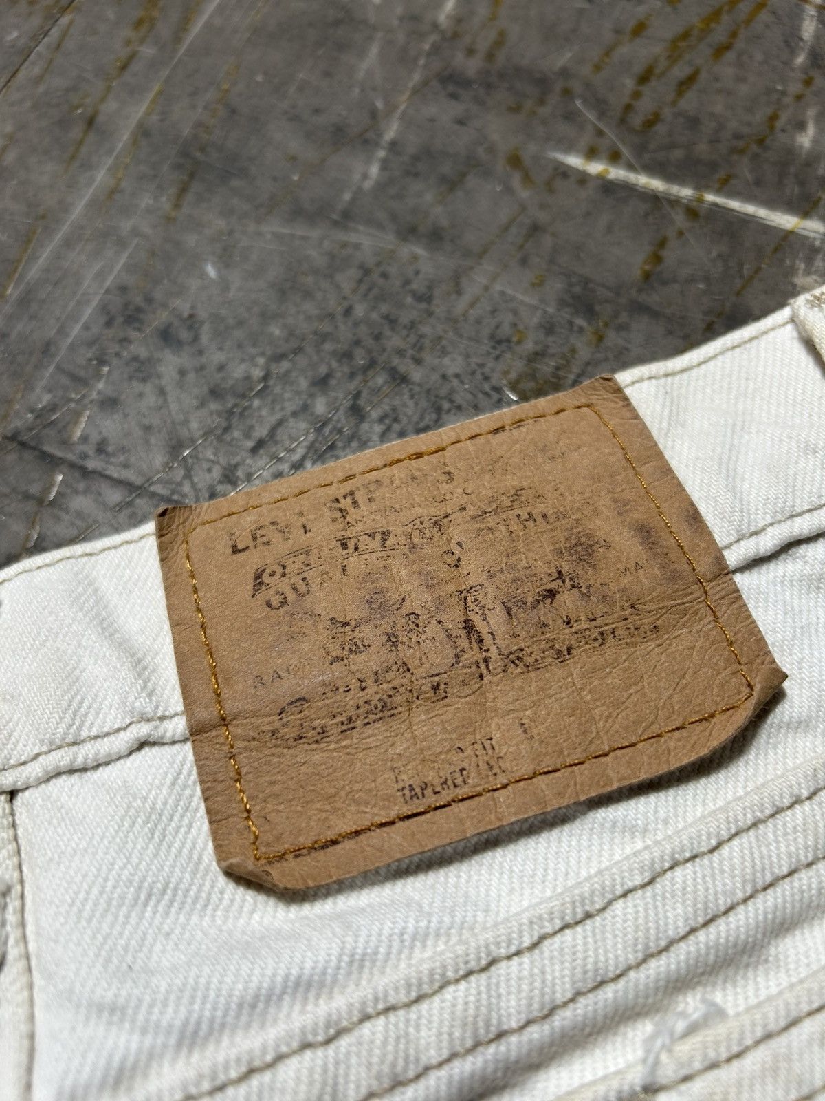 Levi's × Vintage Vintage Levi’s 550 Orange Tab Denim Jeans Size US 33 - 6 Thumbnail
